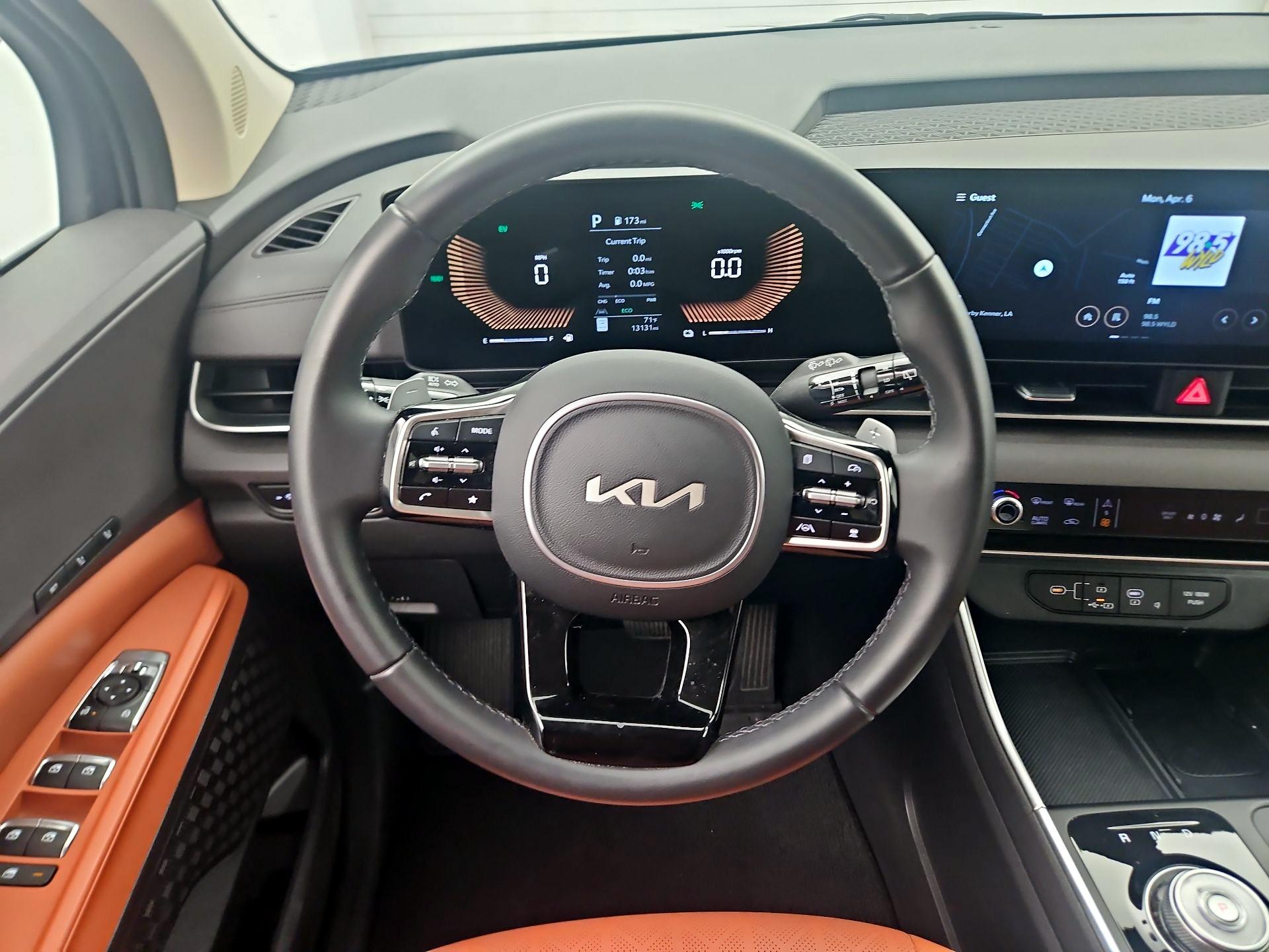 Thumbnail: 2025 Kia Carnival - 10