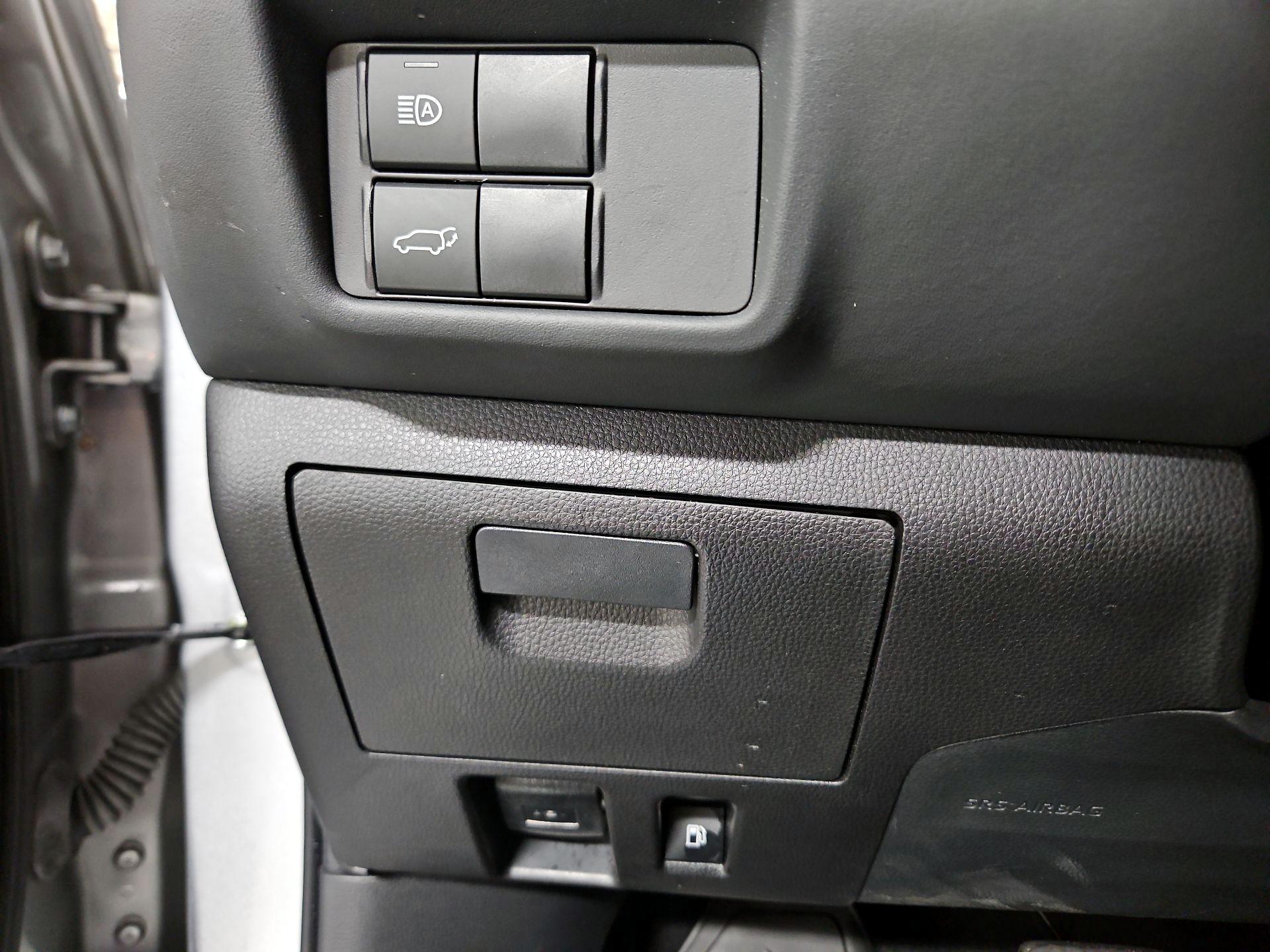 Thumbnail: 2022 Toyota Highlander - 13