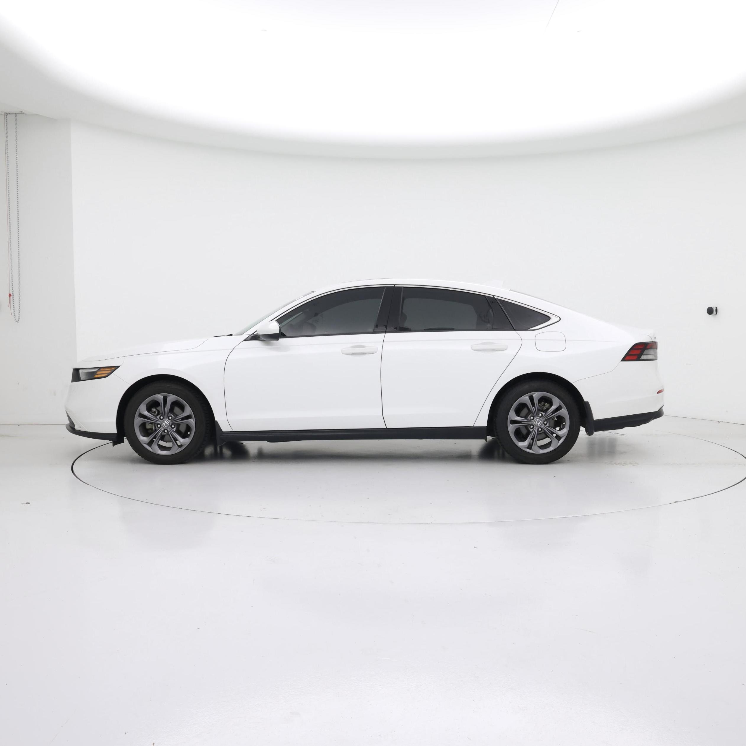 Thumbnail: 2023 Honda Accord - 3