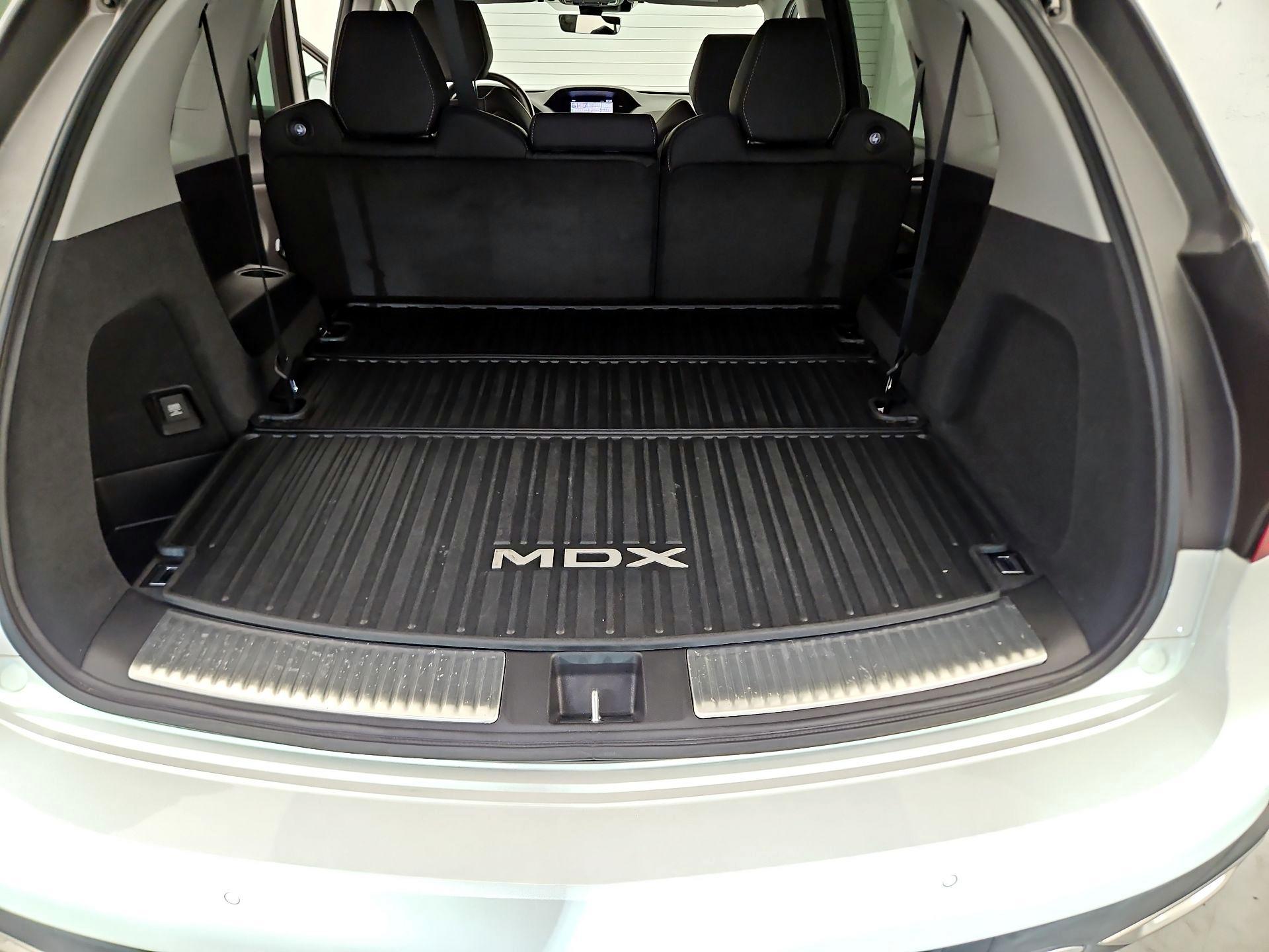 Thumbnail: 2020 Acura MDX - 19