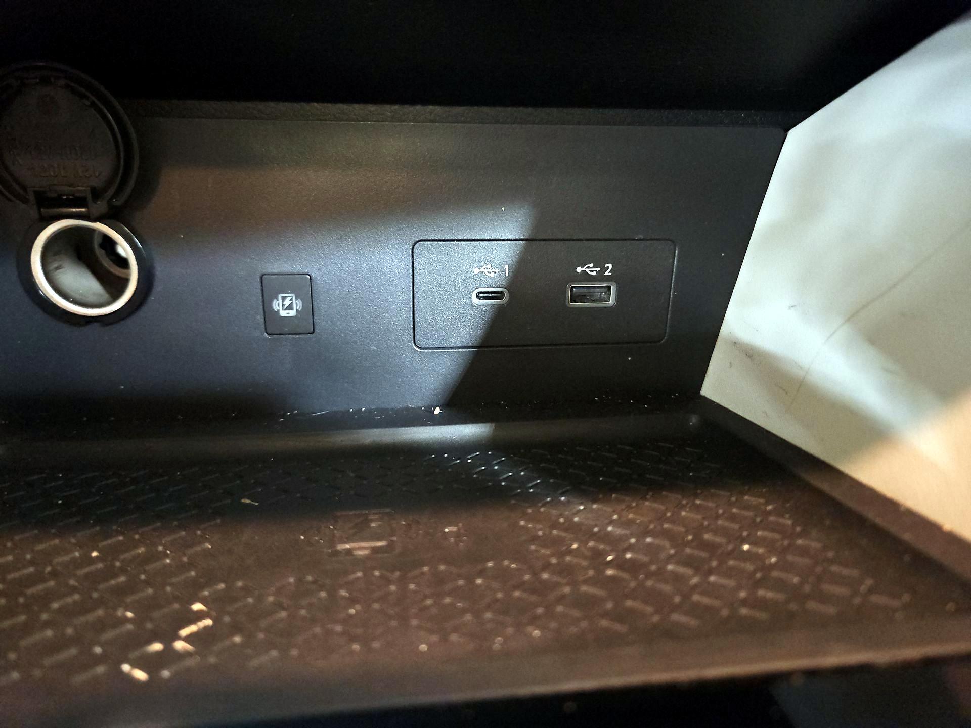 Thumbnail: 2024 Nissan Pathfinder - 17