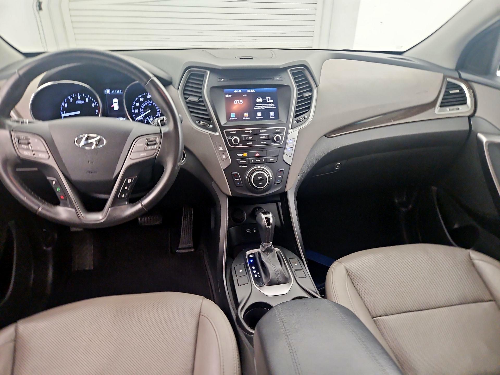 Thumbnail: 2017 Hyundai Santa Fe - 9