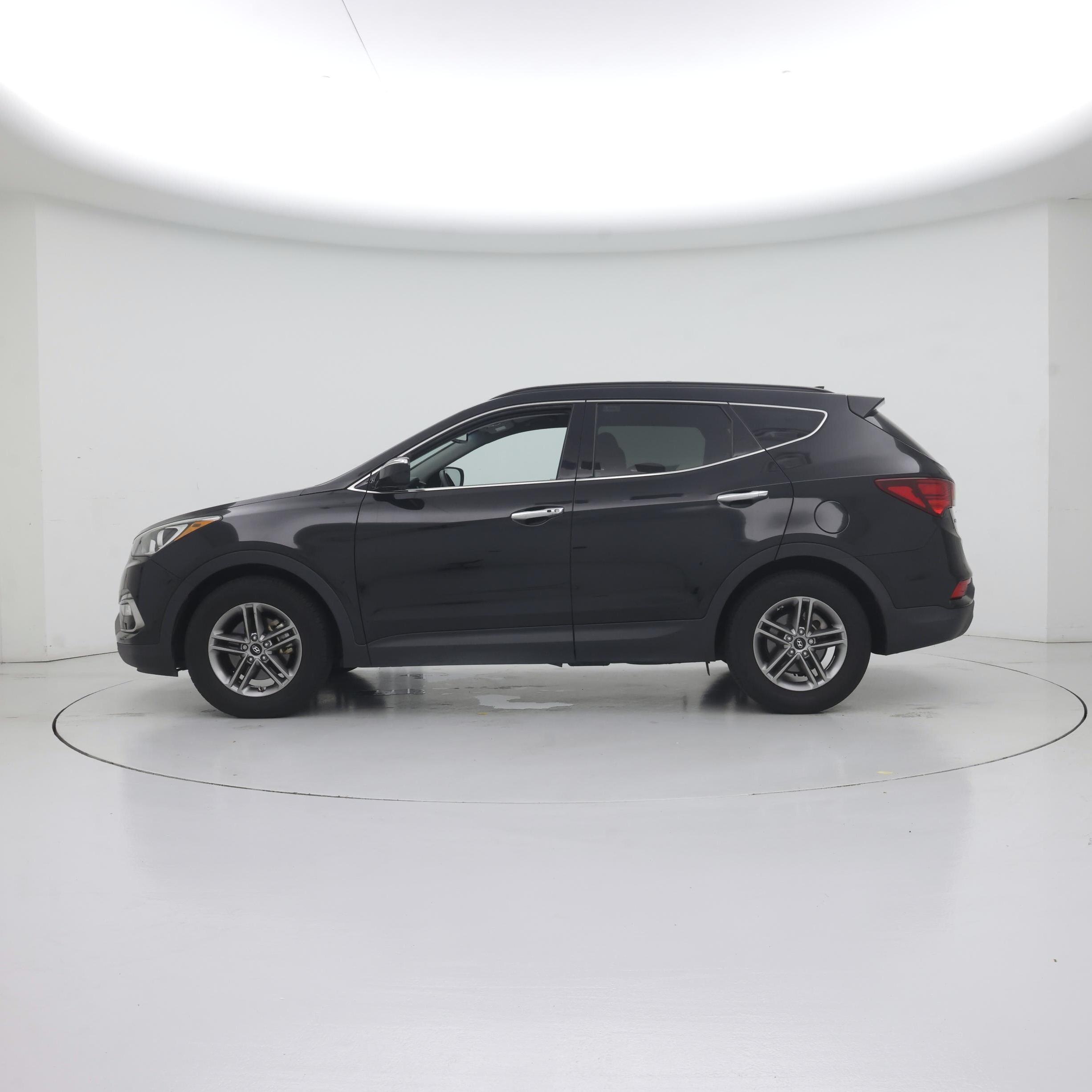 Thumbnail: 2017 Hyundai Santa Fe - 3