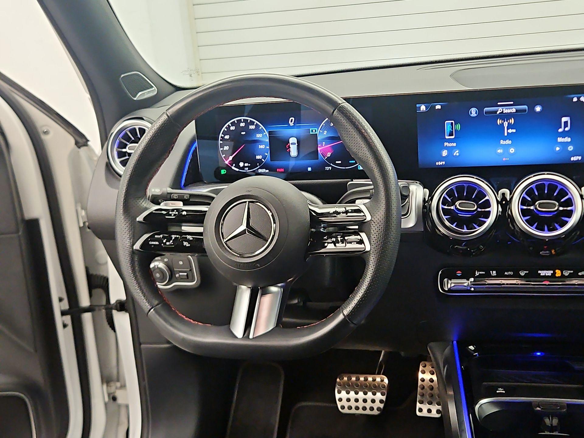 Thumbnail: 2025 Mercedes-Benz GLB - 10