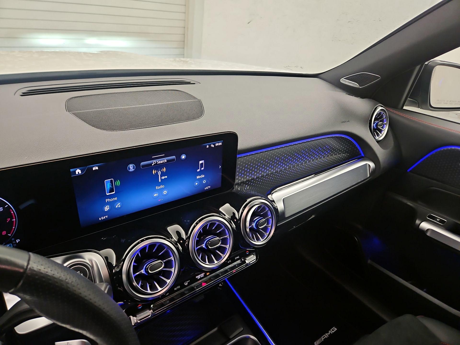 Thumbnail: 2025 Mercedes-Benz GLB - 13