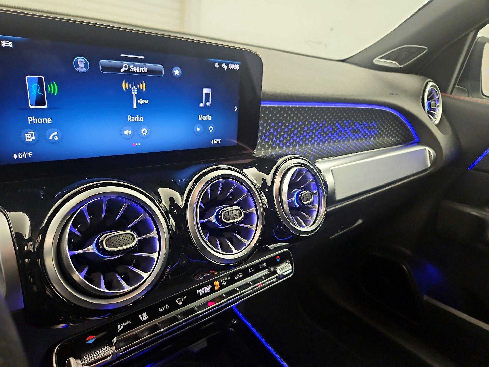 Thumbnail: 2025 Mercedes-Benz GLB - 14