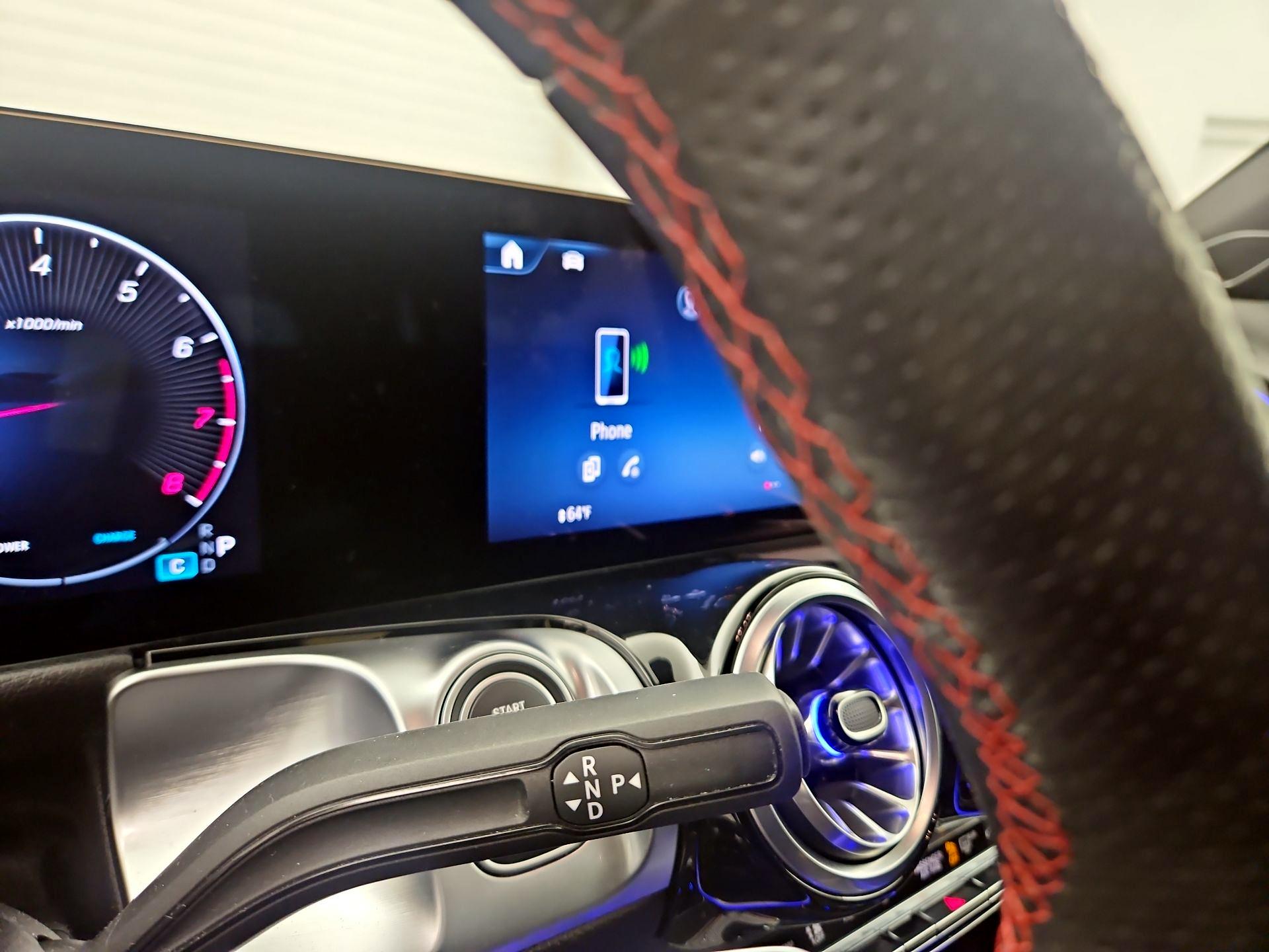 Thumbnail: 2025 Mercedes-Benz GLB - 15