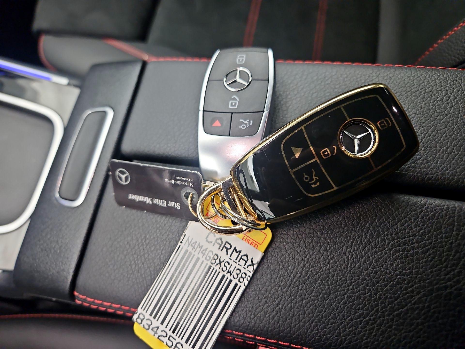 Thumbnail: 2025 Mercedes-Benz GLB - 19