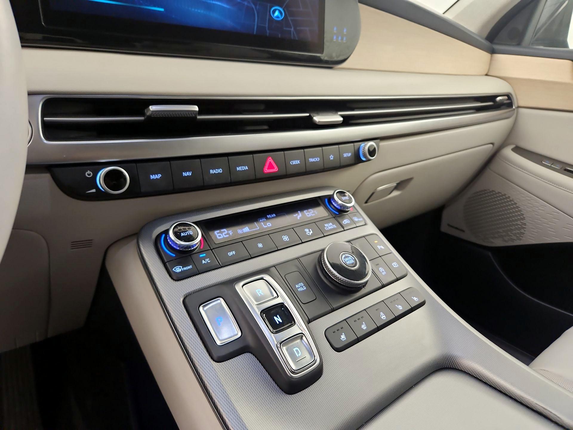 Thumbnail: 2023 Hyundai Palisade - 15