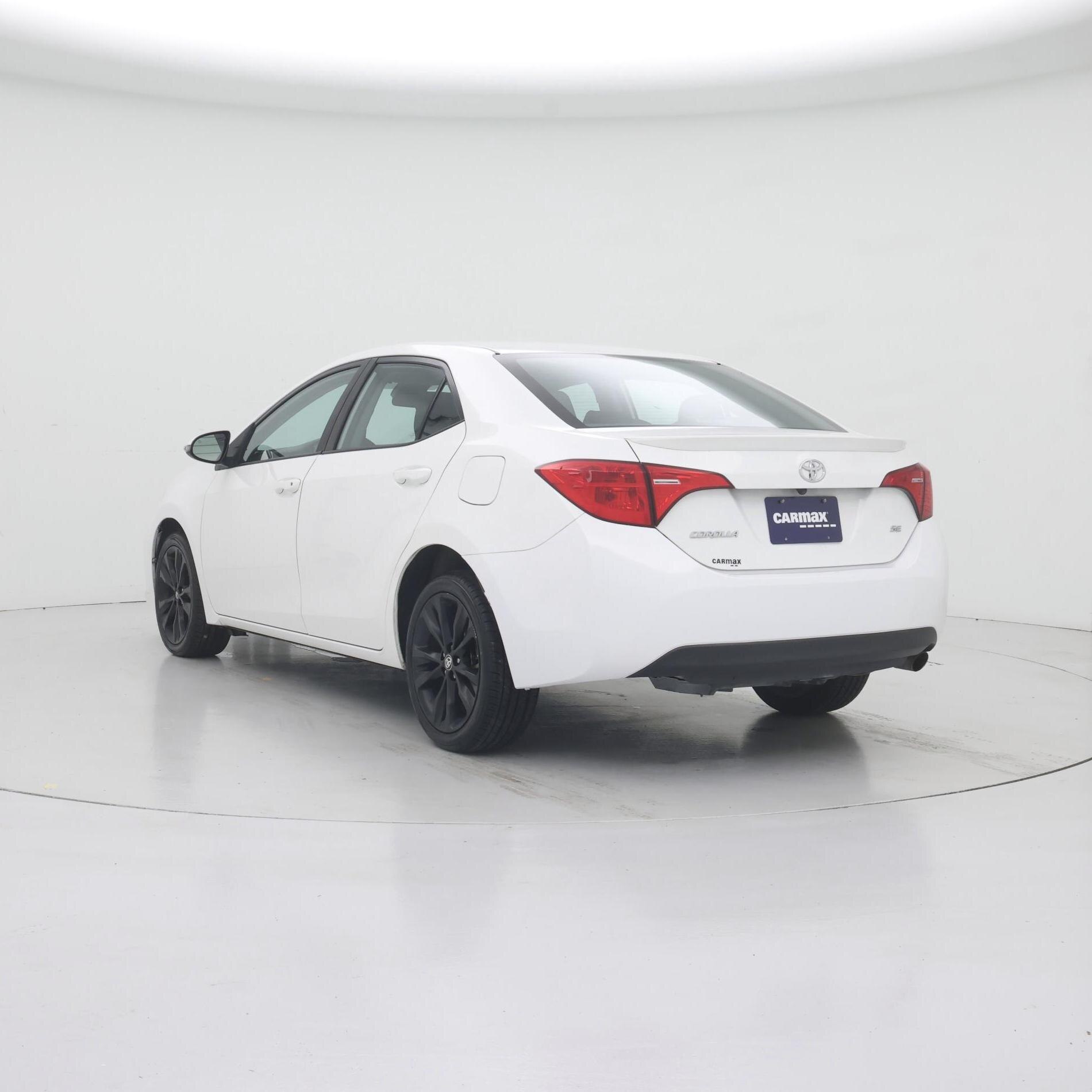 Thumbnail: 2017 Toyota Corolla - 2