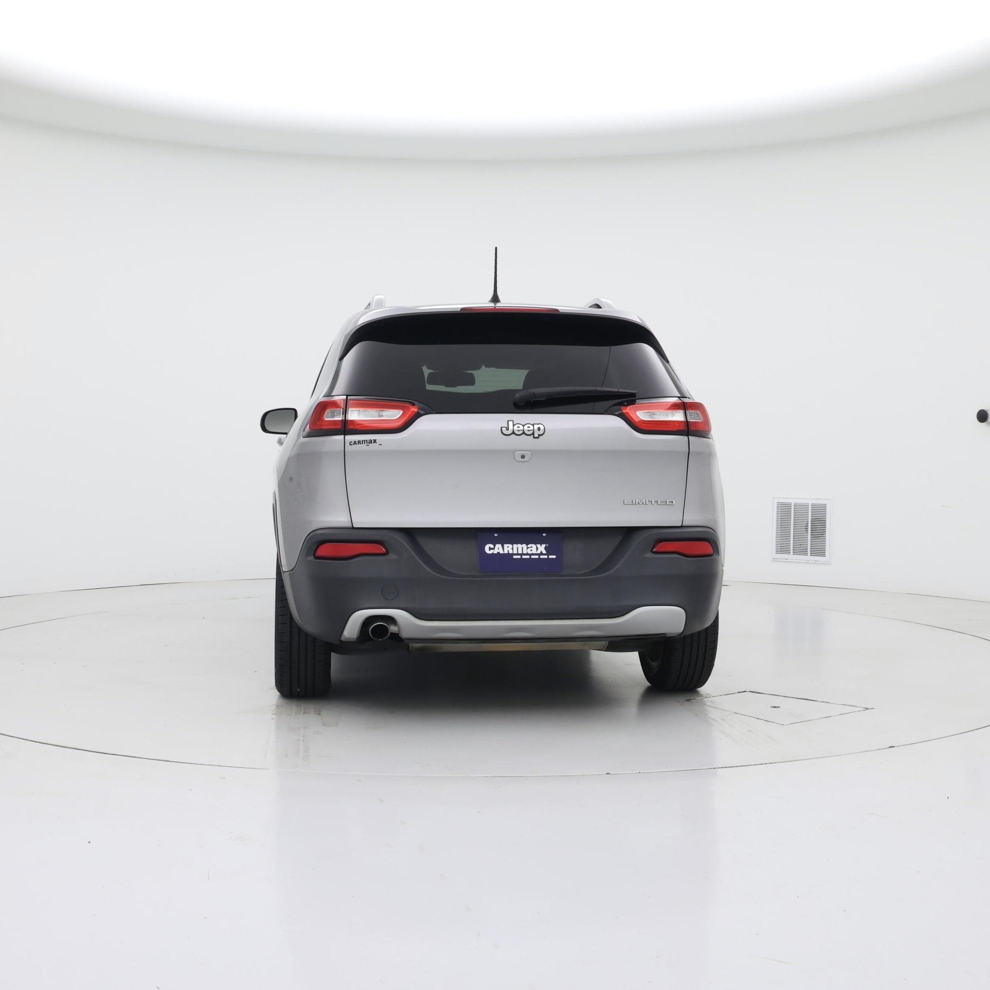 Thumbnail: 2017 Jeep Cherokee - 6