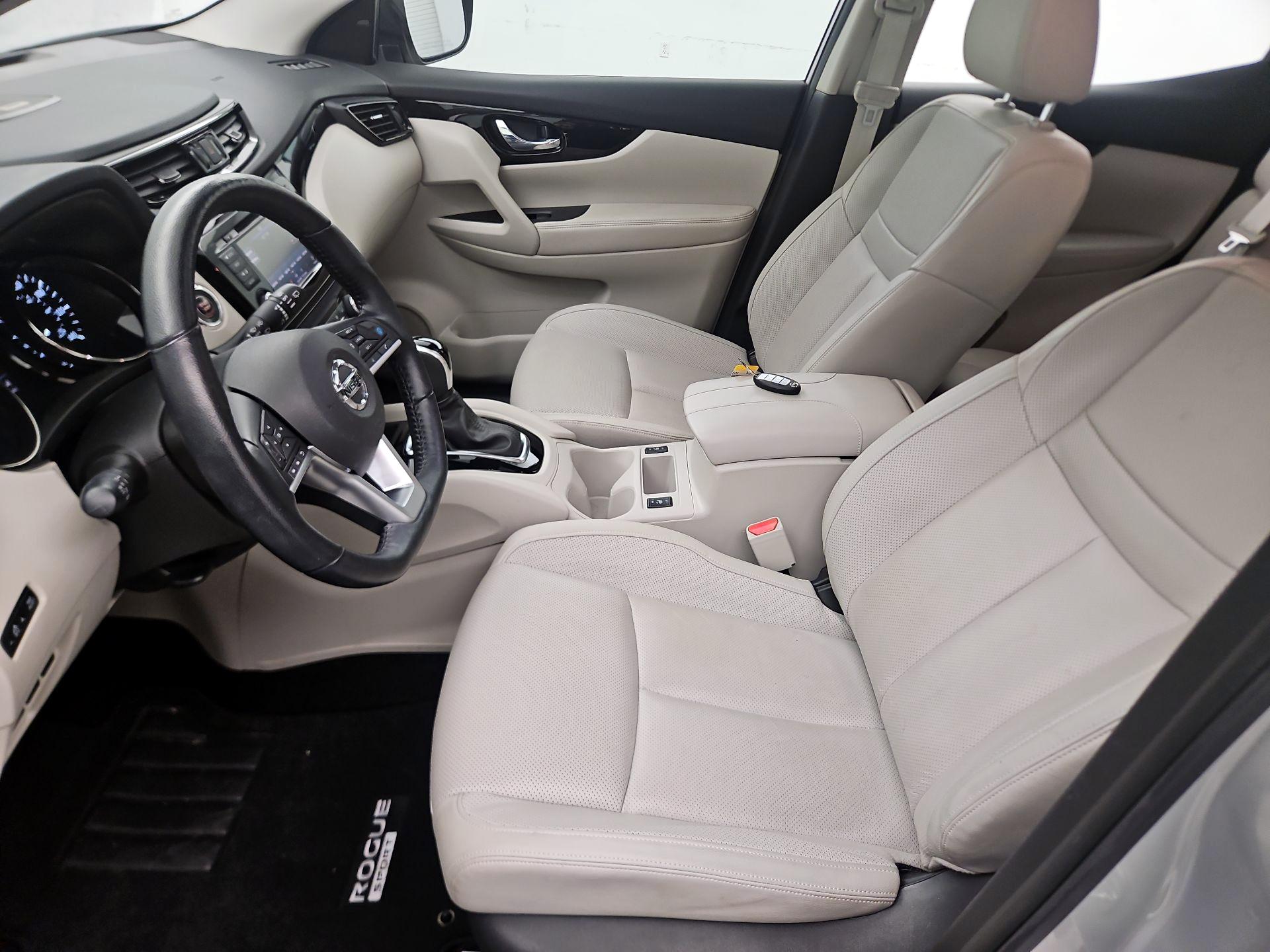 Thumbnail: 2021 Nissan Rogue Sport - 11
