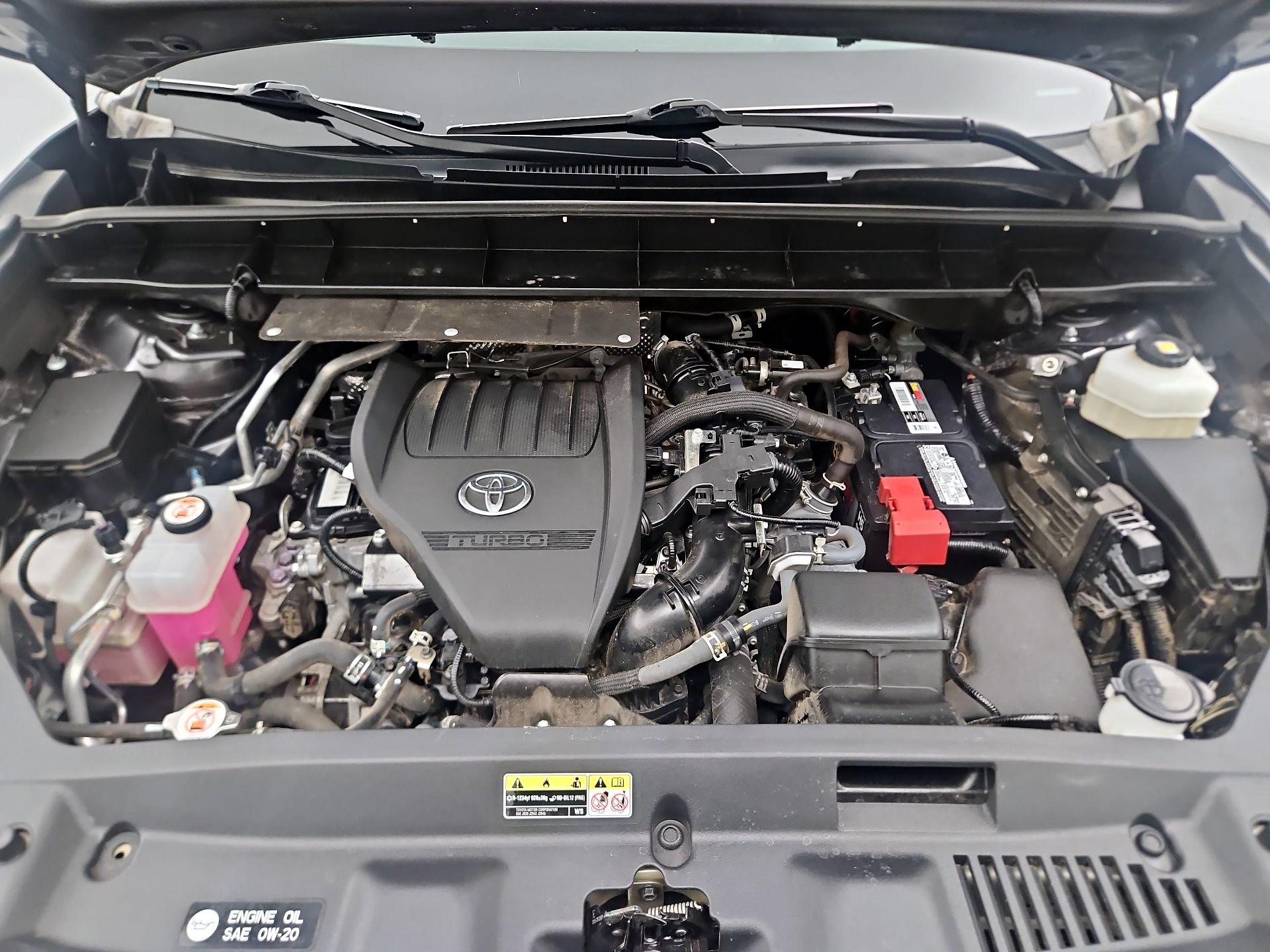 Thumbnail: 2023 Toyota Highlander - 20