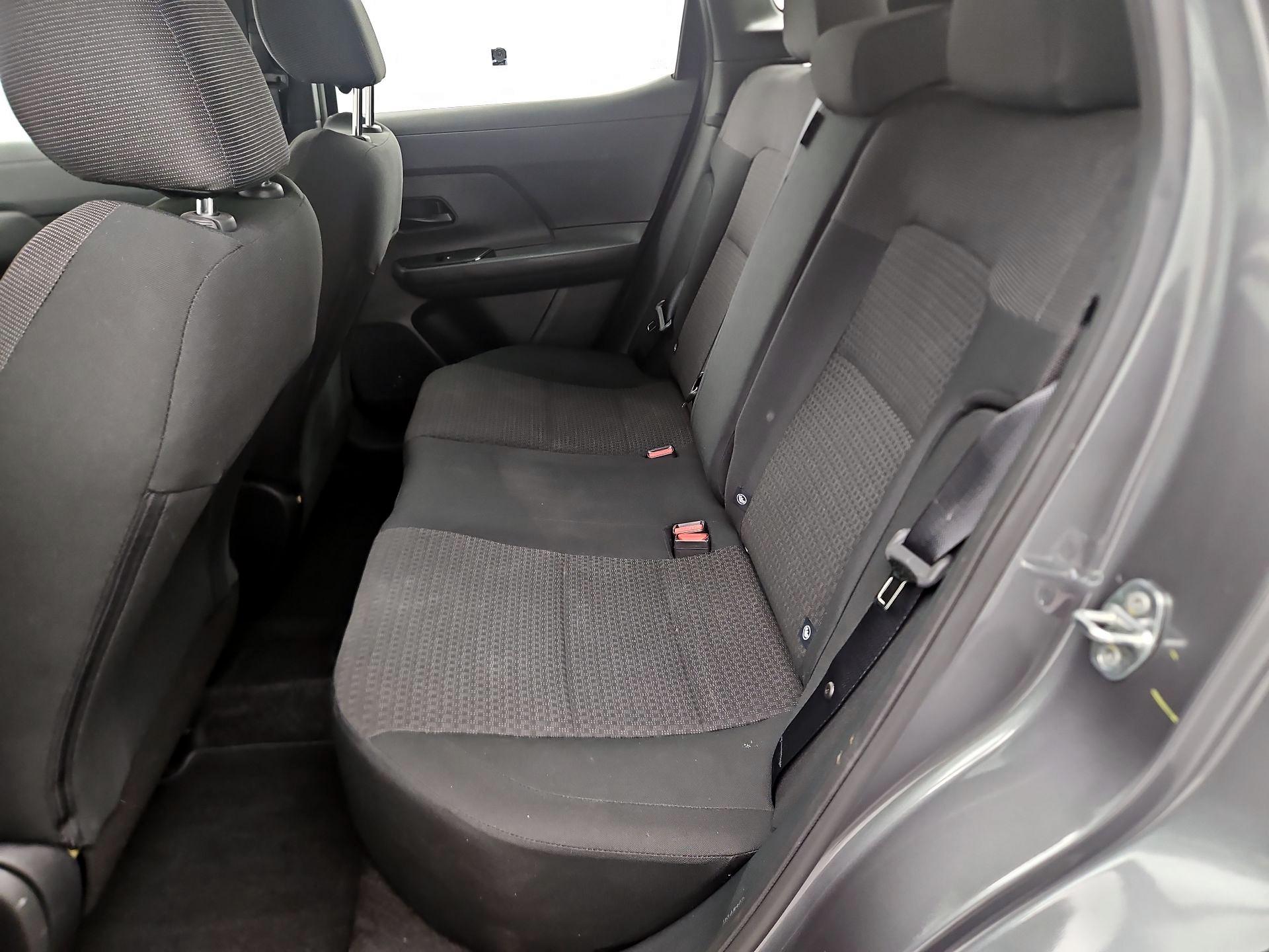 Thumbnail: 2025 Nissan Kicks - 17