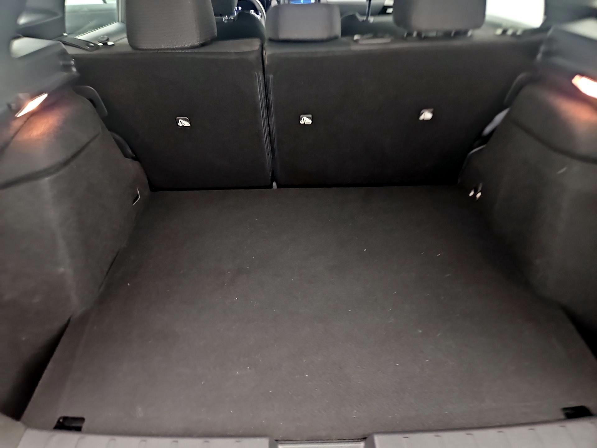 Thumbnail: 2025 Nissan Kicks - 18