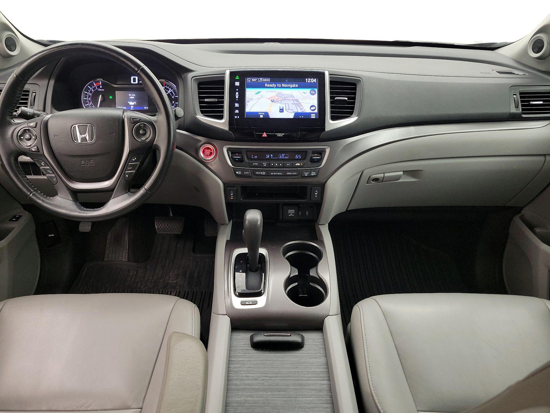 Thumbnail: 2016 Honda Pilot - 9