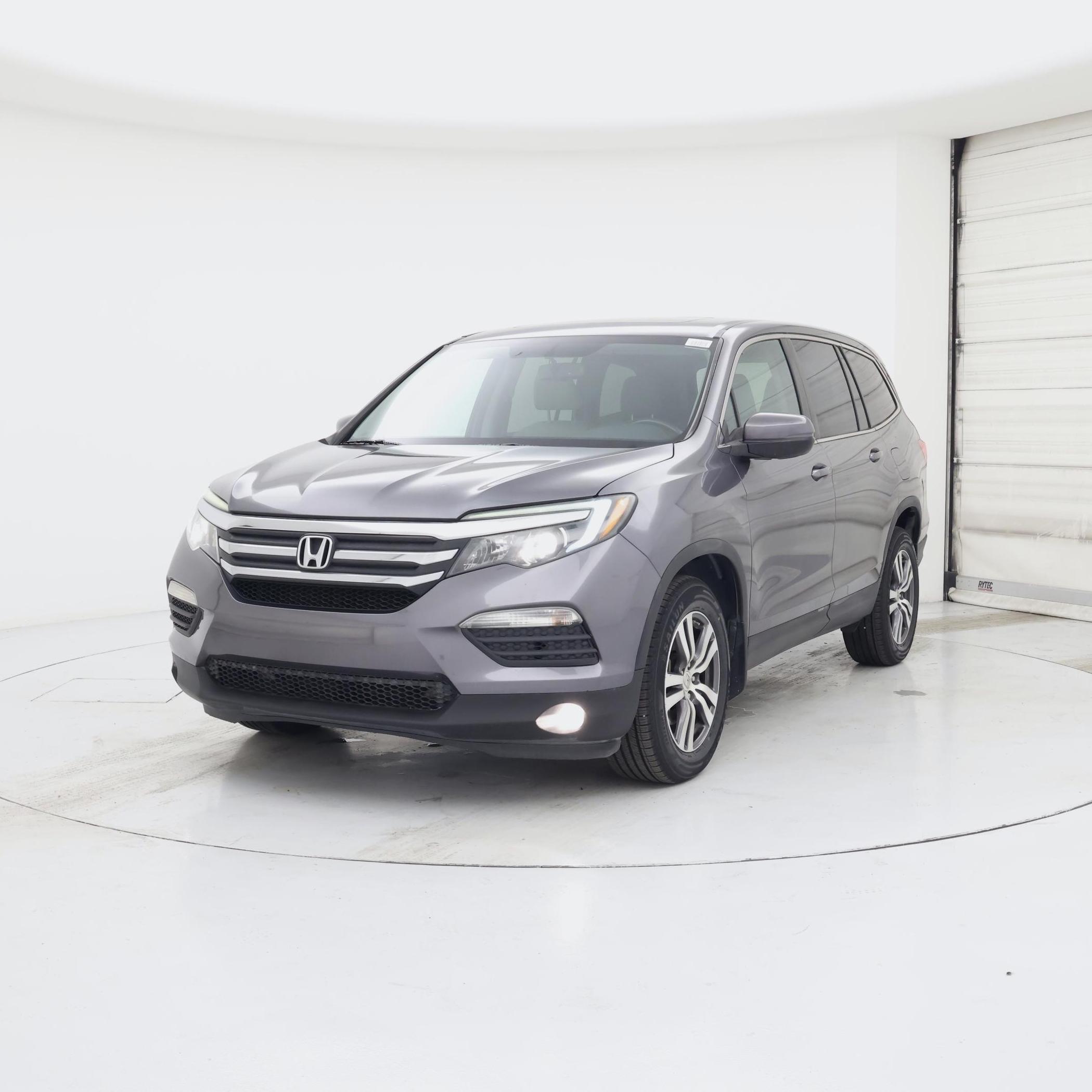 Thumbnail: 2016 Honda Pilot - 4