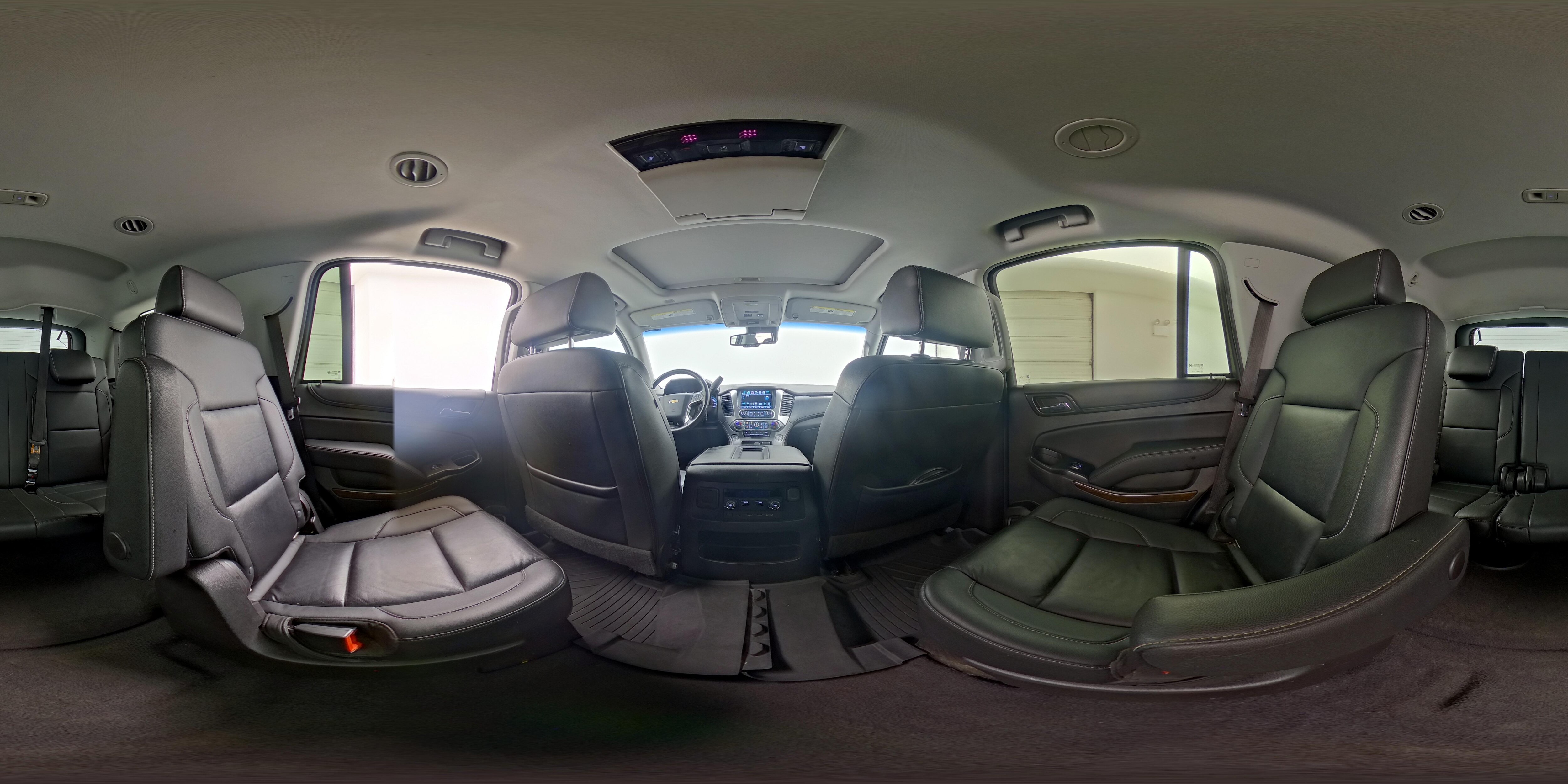 2019 Chevrolet Tahoe LT - Photo 26