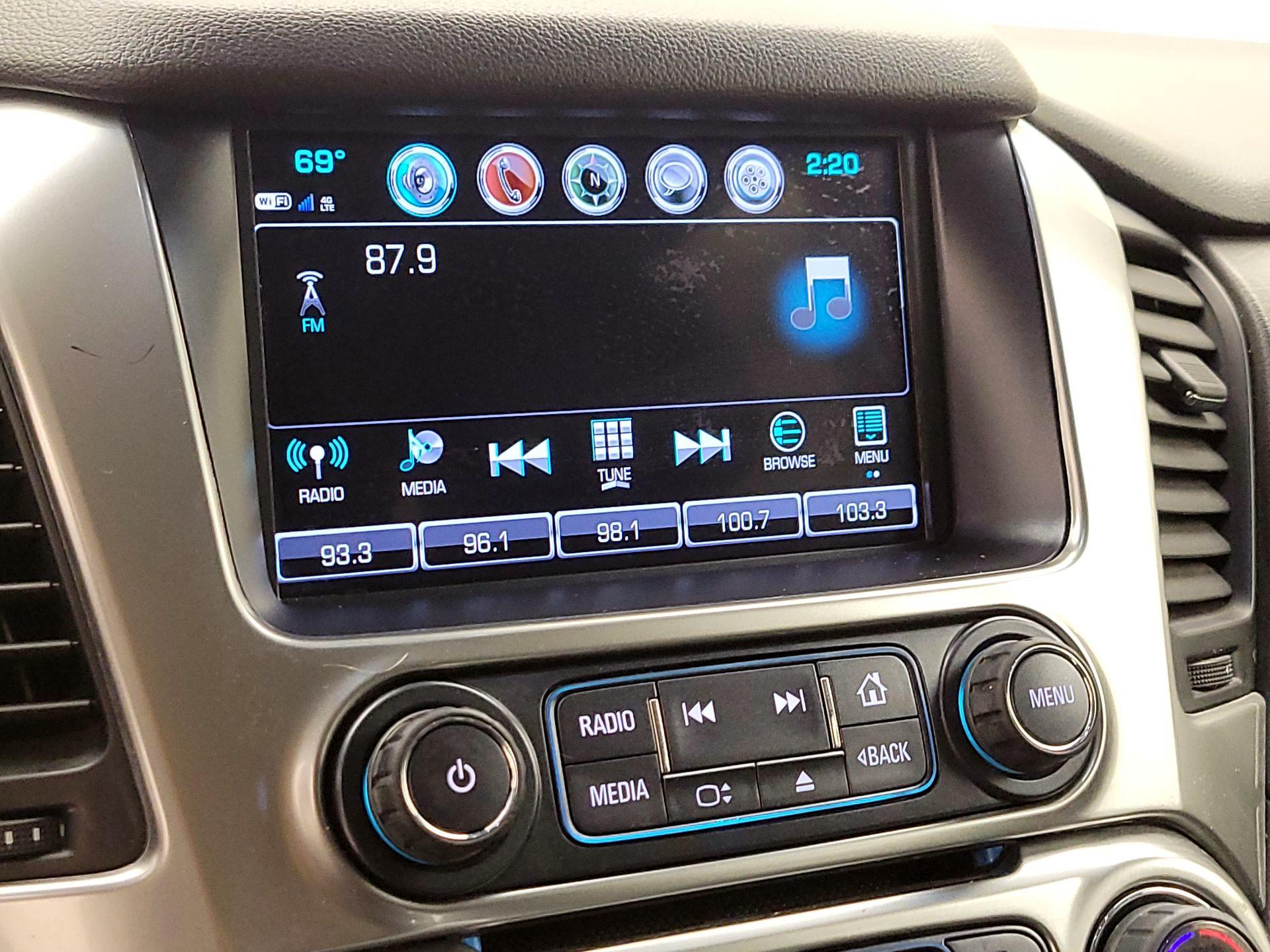 Thumbnail: 2019 Chevrolet Tahoe - 15