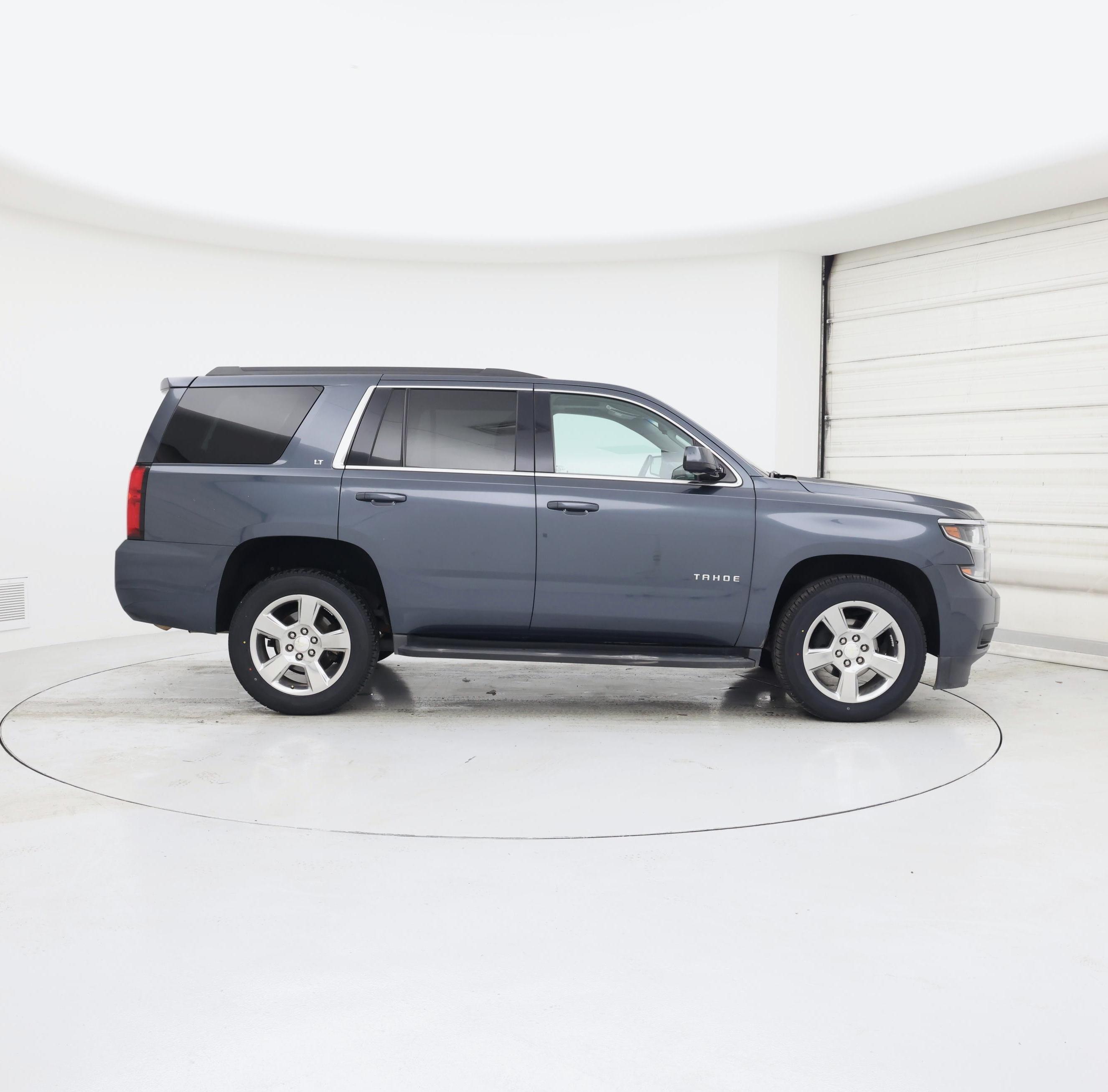 Thumbnail: 2019 Chevrolet Tahoe - 7