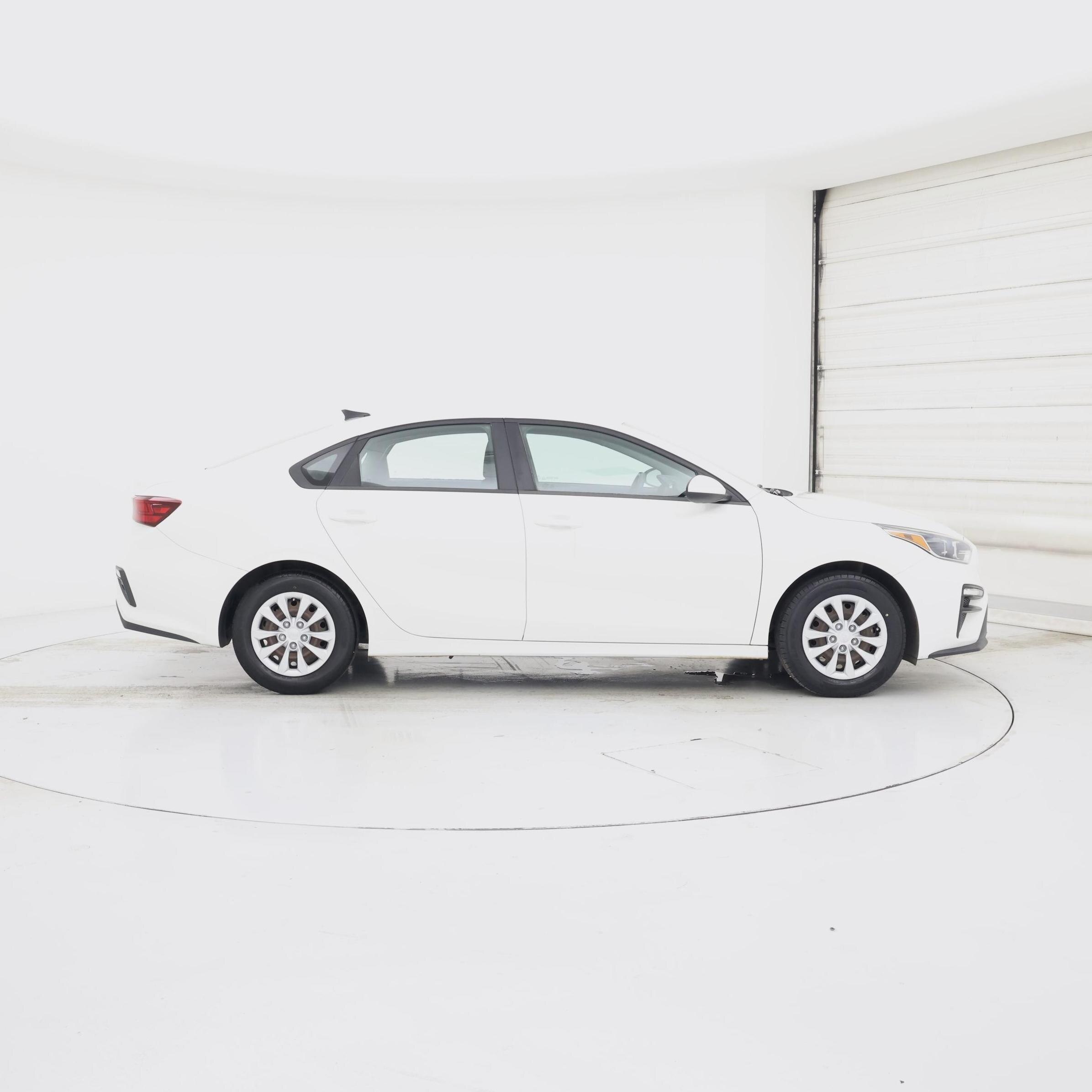 Thumbnail: 2019 Kia Forte - 7