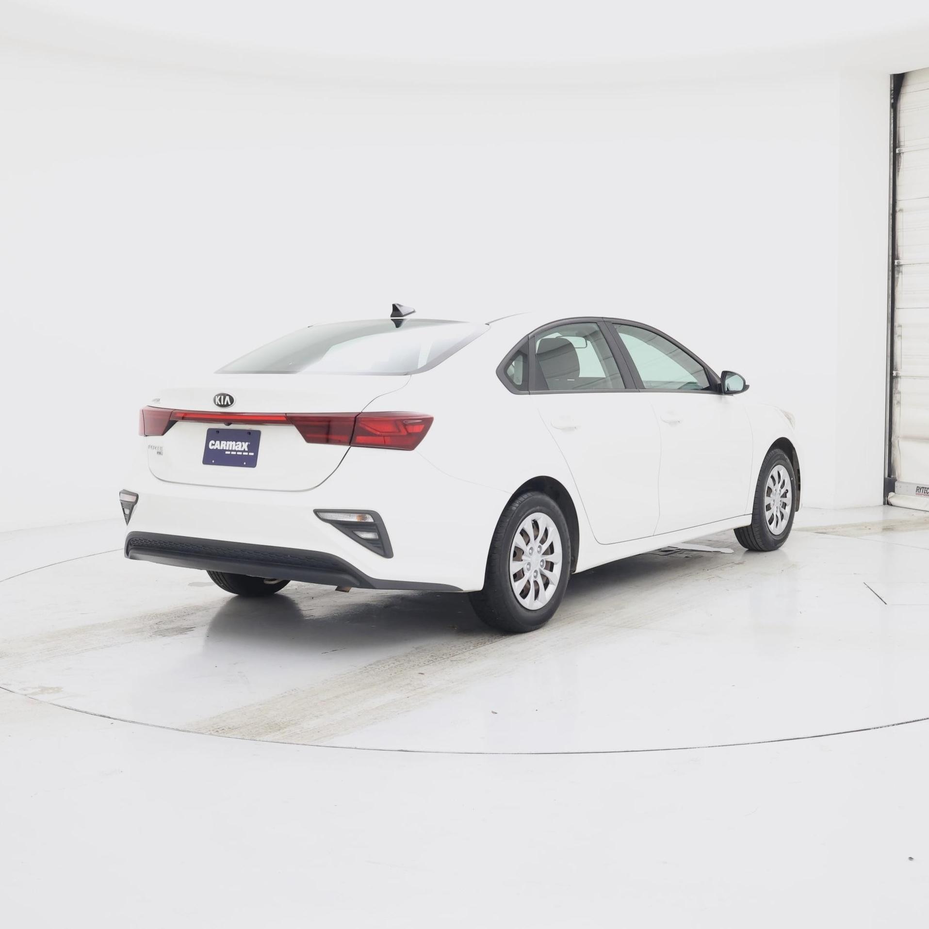 Thumbnail: 2019 Kia Forte - 8