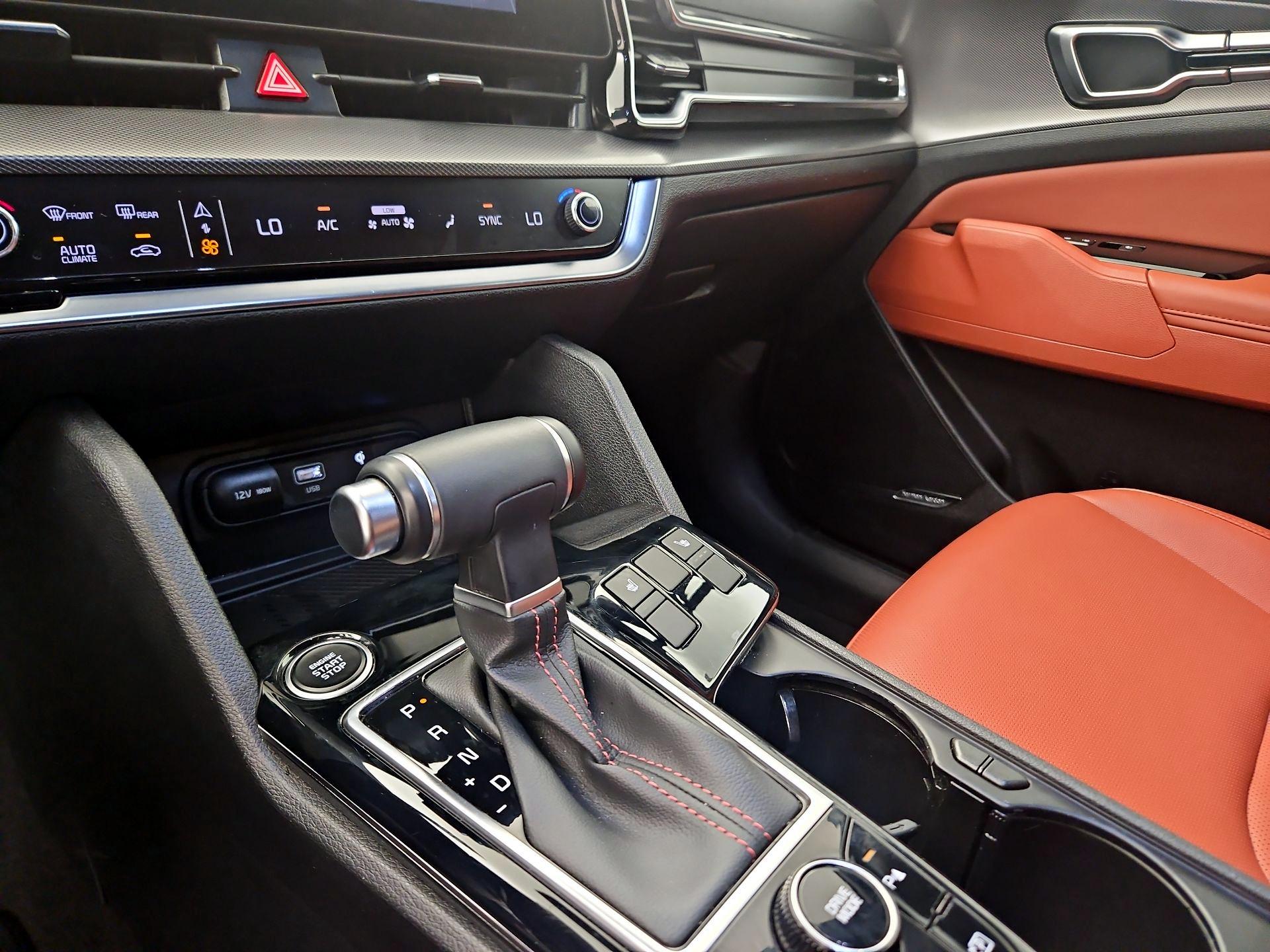 Thumbnail: 2025 Kia Sportage - 15