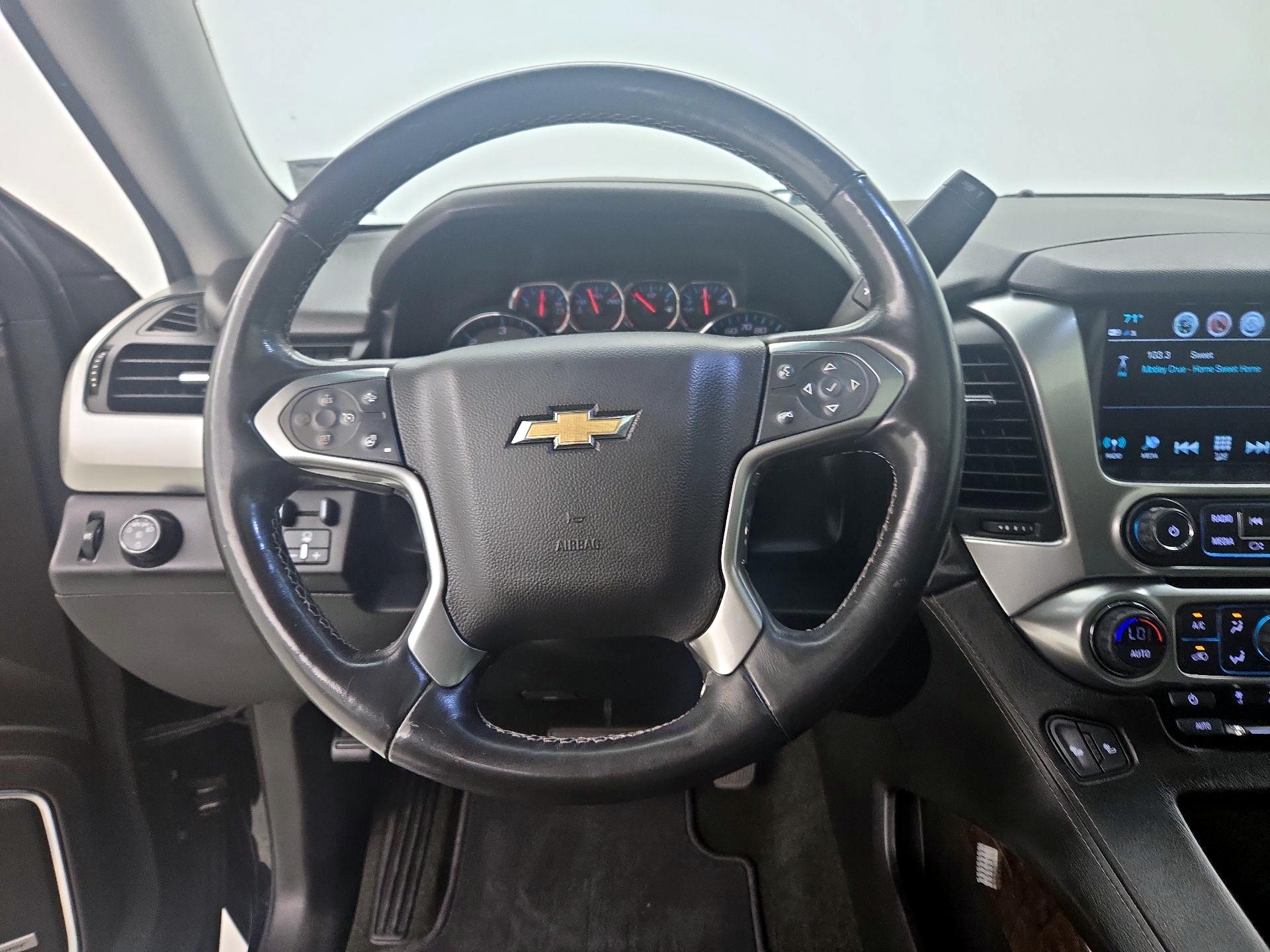 Thumbnail: 2017 Chevrolet Tahoe - 10