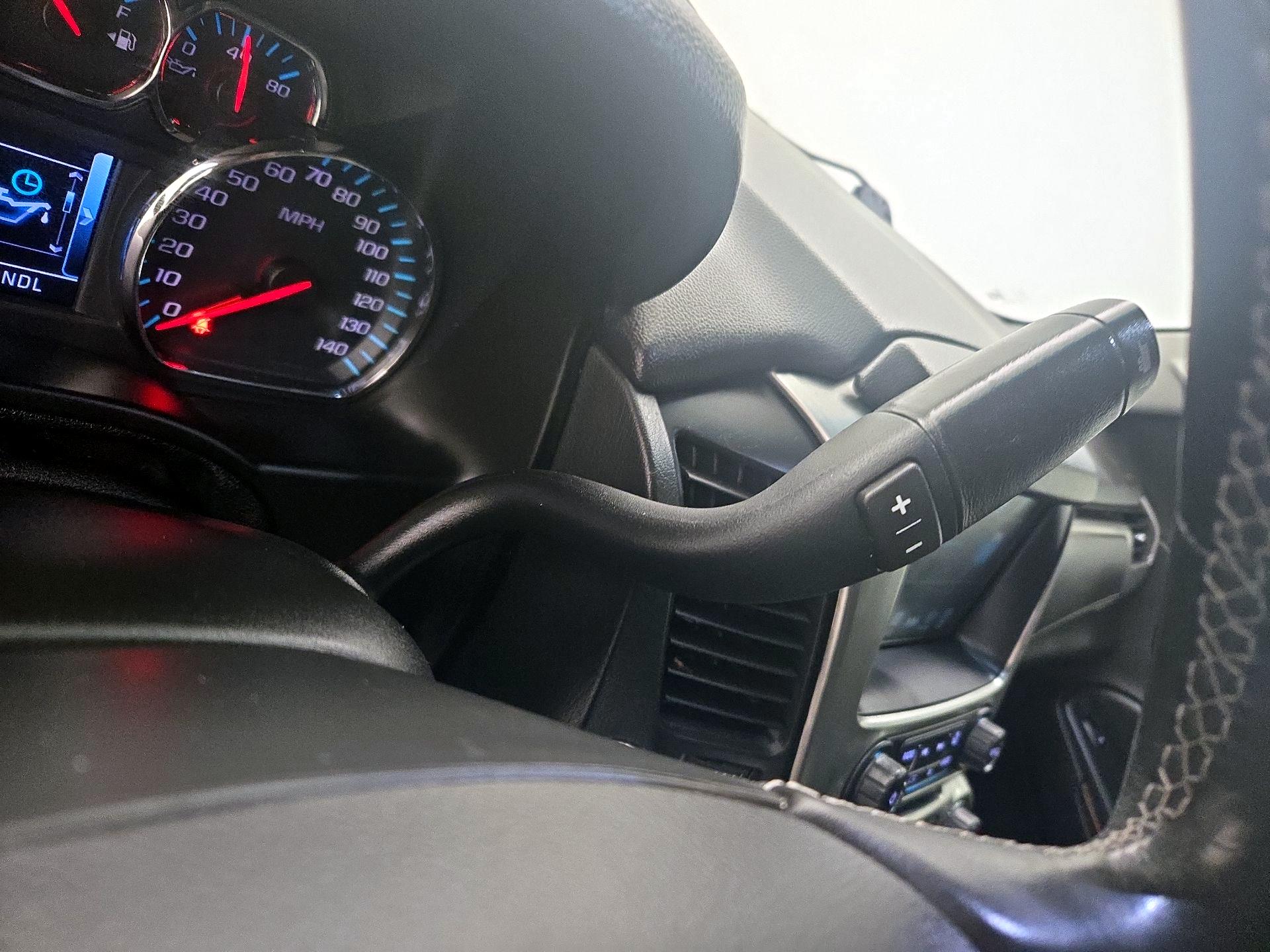 Thumbnail: 2017 Chevrolet Tahoe - 17