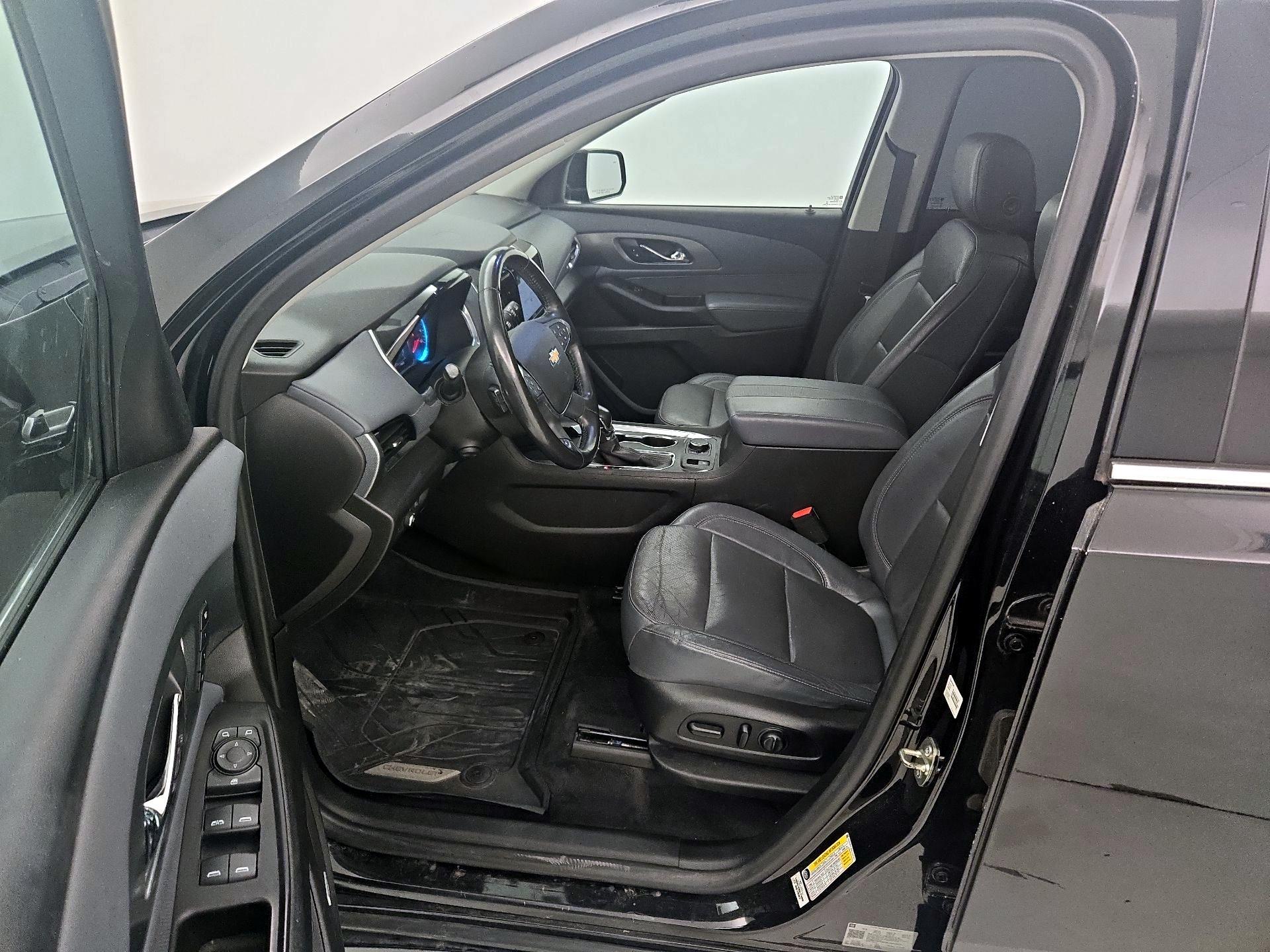 Thumbnail: 2019 Chevrolet Traverse - 11