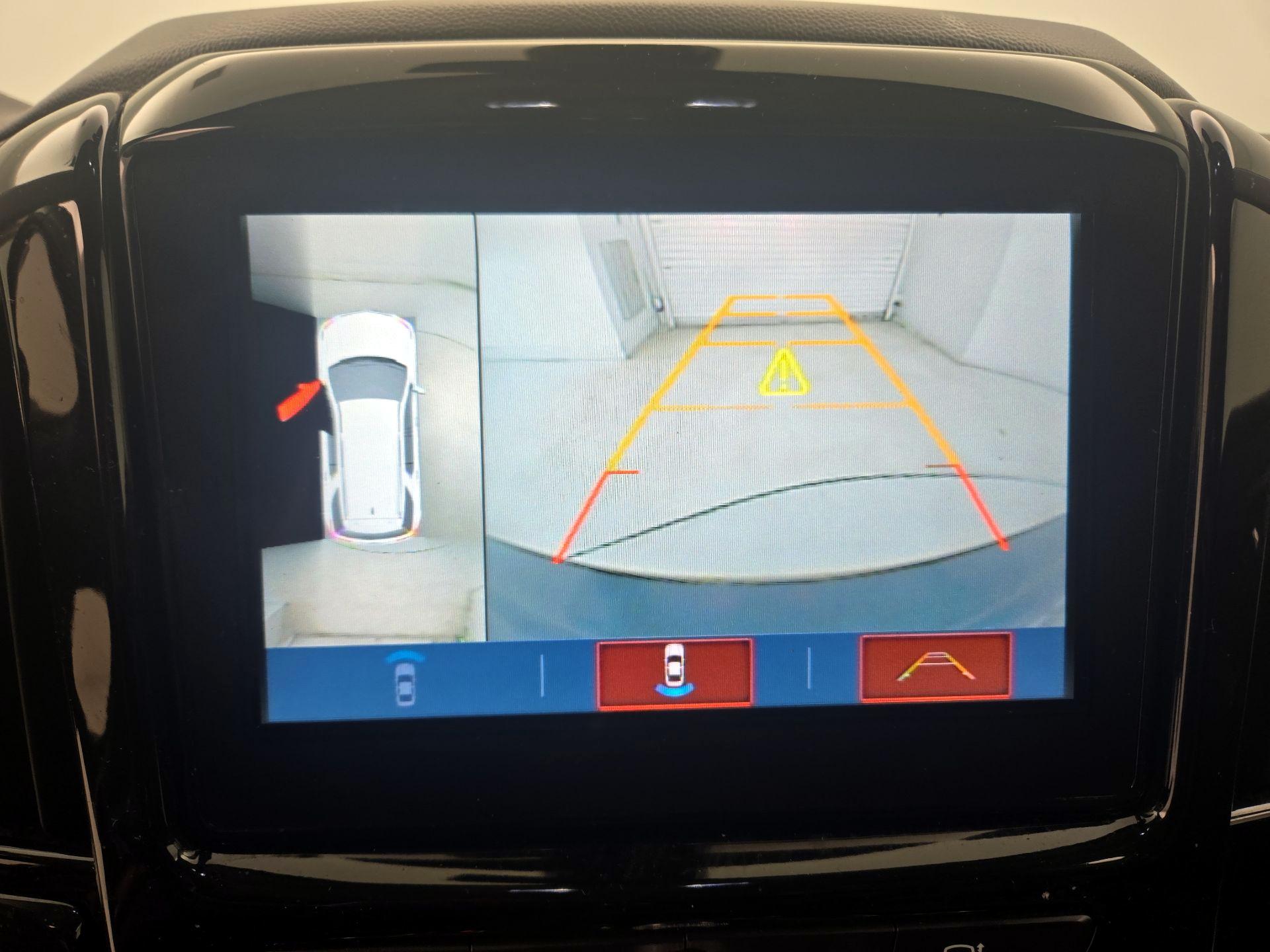 Thumbnail: 2019 Chevrolet Traverse - 15