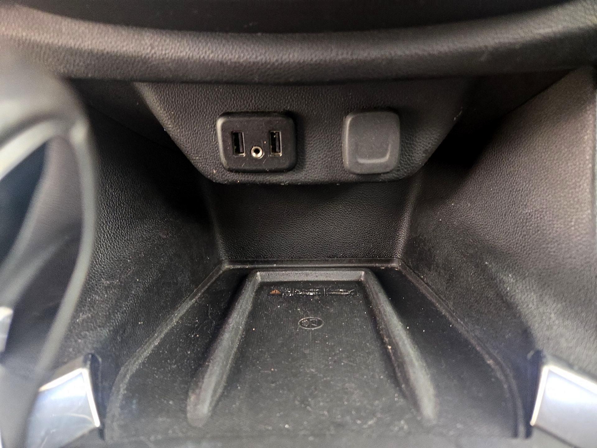 Thumbnail: 2019 Chevrolet Traverse - 19