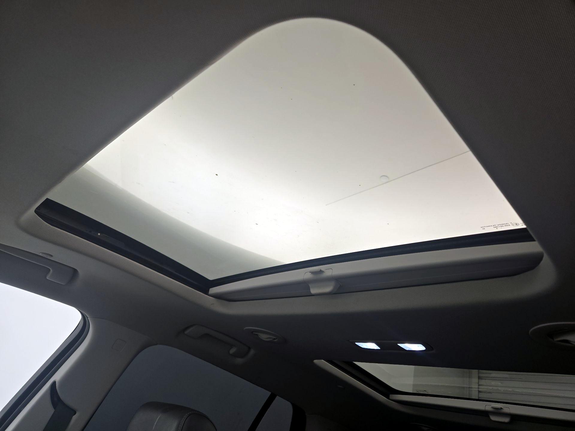 Thumbnail: 2019 Chevrolet Traverse - 20