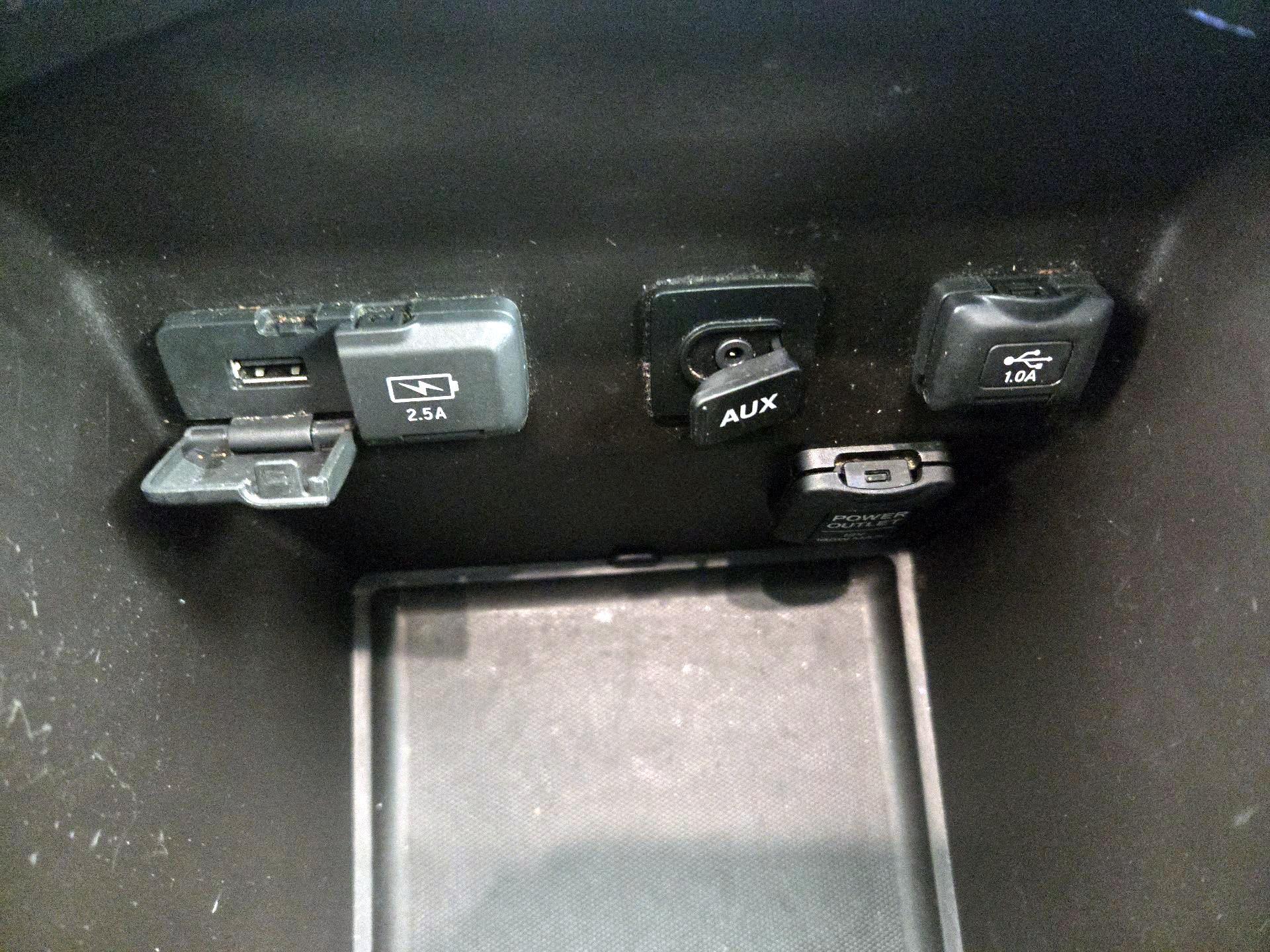 Thumbnail: 2017 Acura MDX - 18