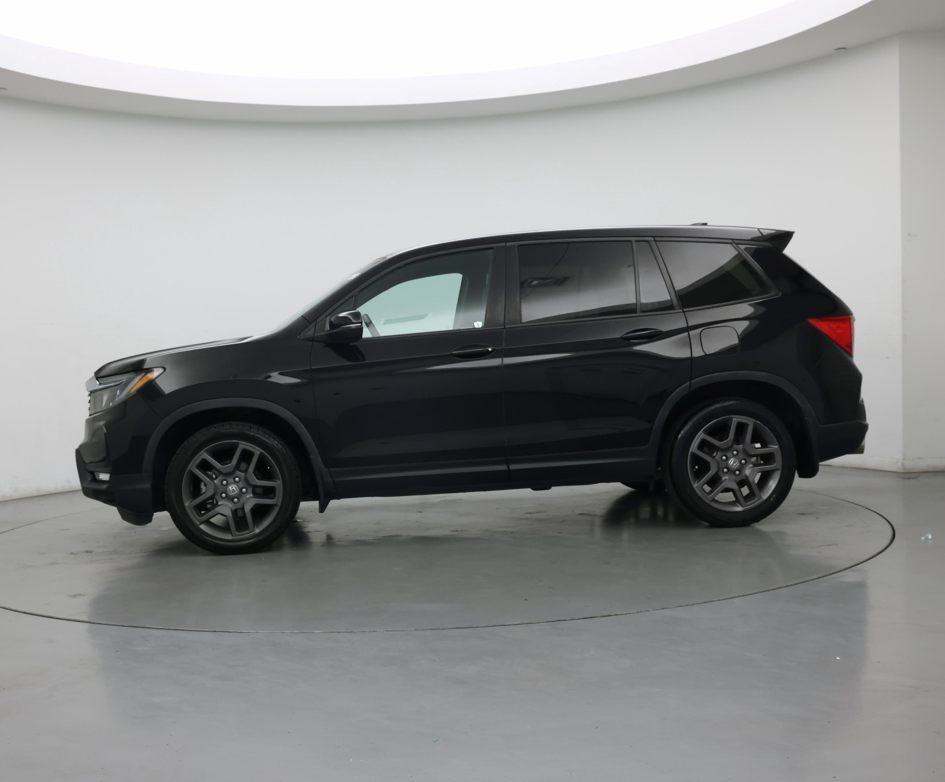 Thumbnail: 2022 Honda Passport - 3