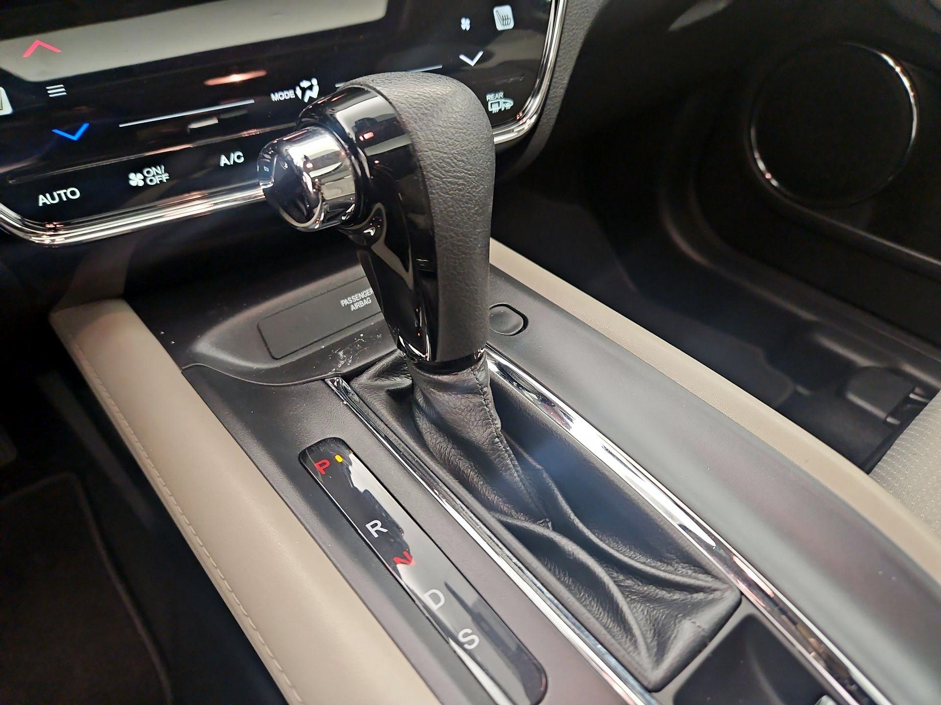 Thumbnail: 2022 Honda HR-V - 17