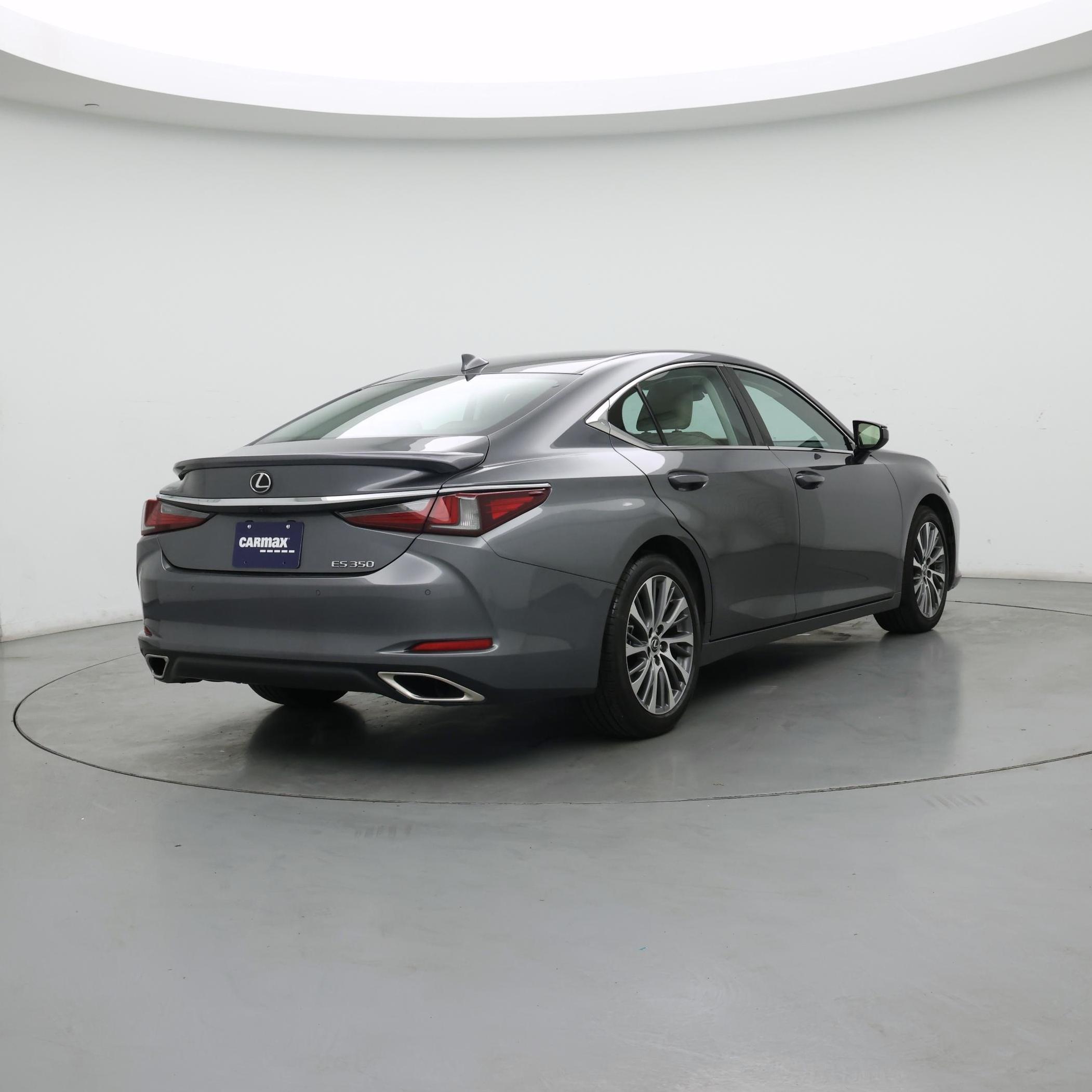 Thumbnail: 2021 Lexus ES - 8