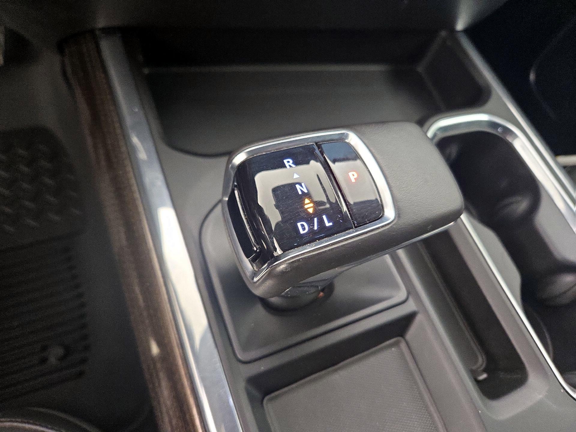 Thumbnail: 2022 Chevrolet Silverado 1500 - 17