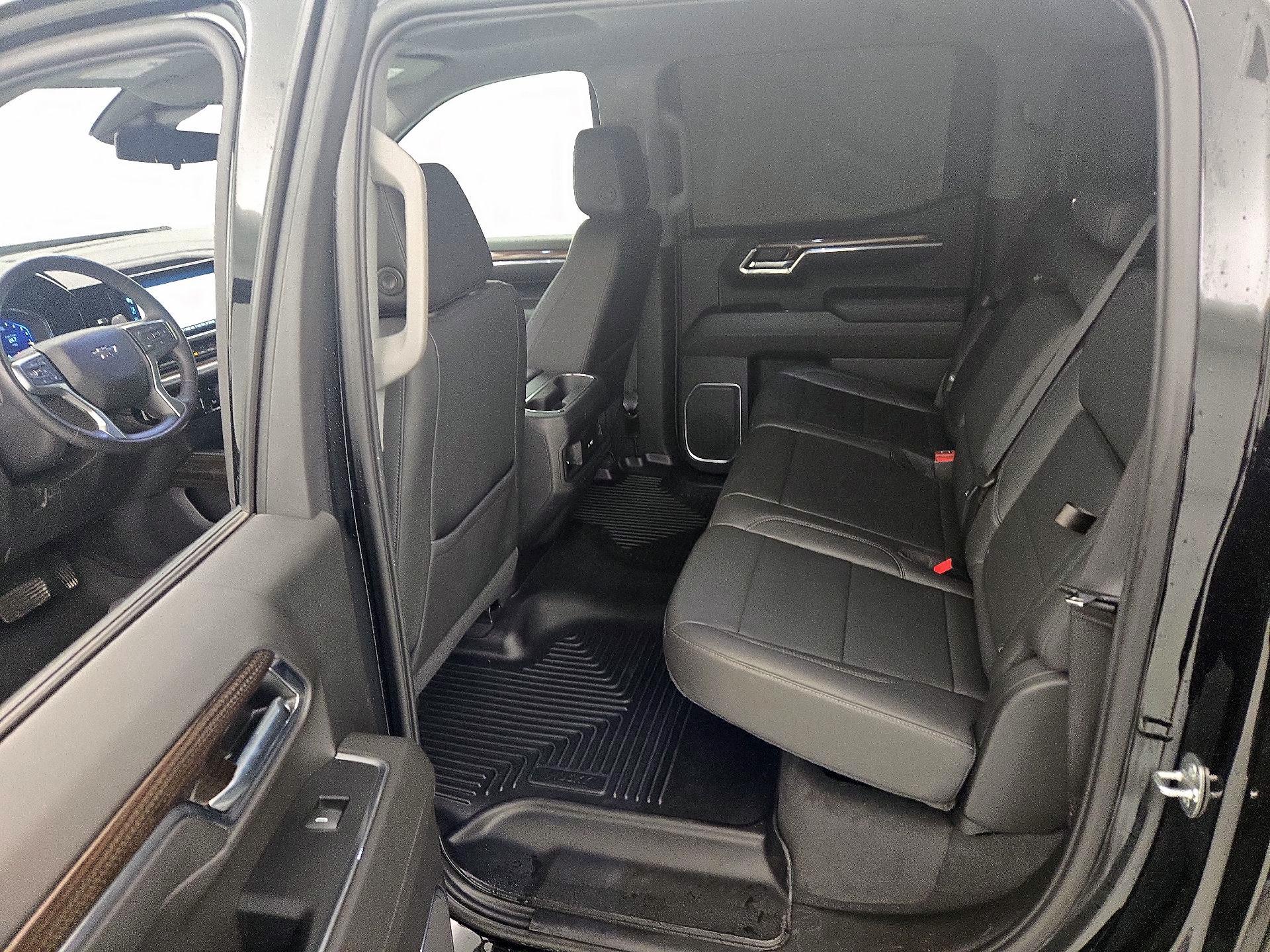 Thumbnail: 2022 Chevrolet Silverado 1500 - 19