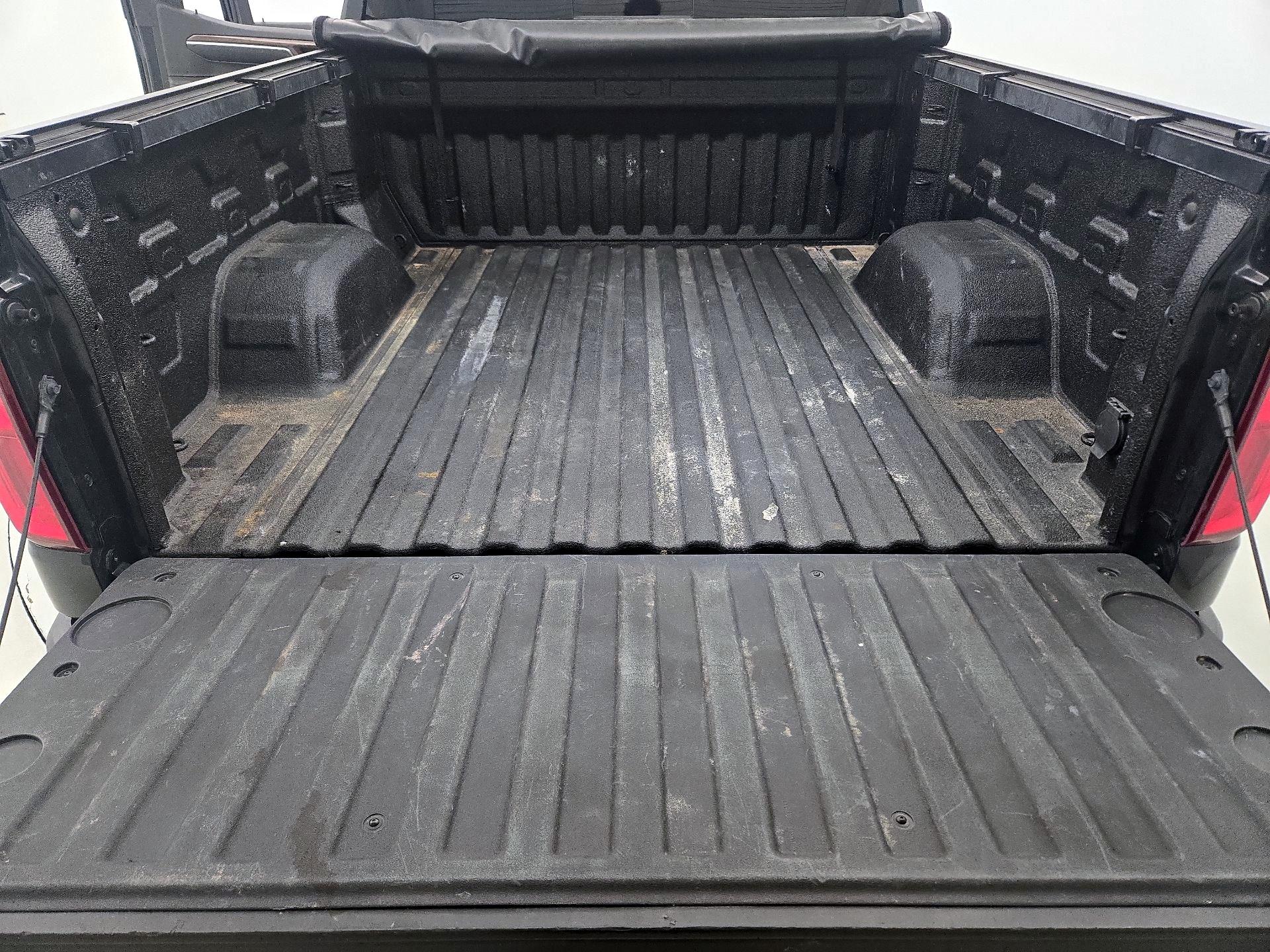 Thumbnail: 2022 Chevrolet Silverado 1500 - 20