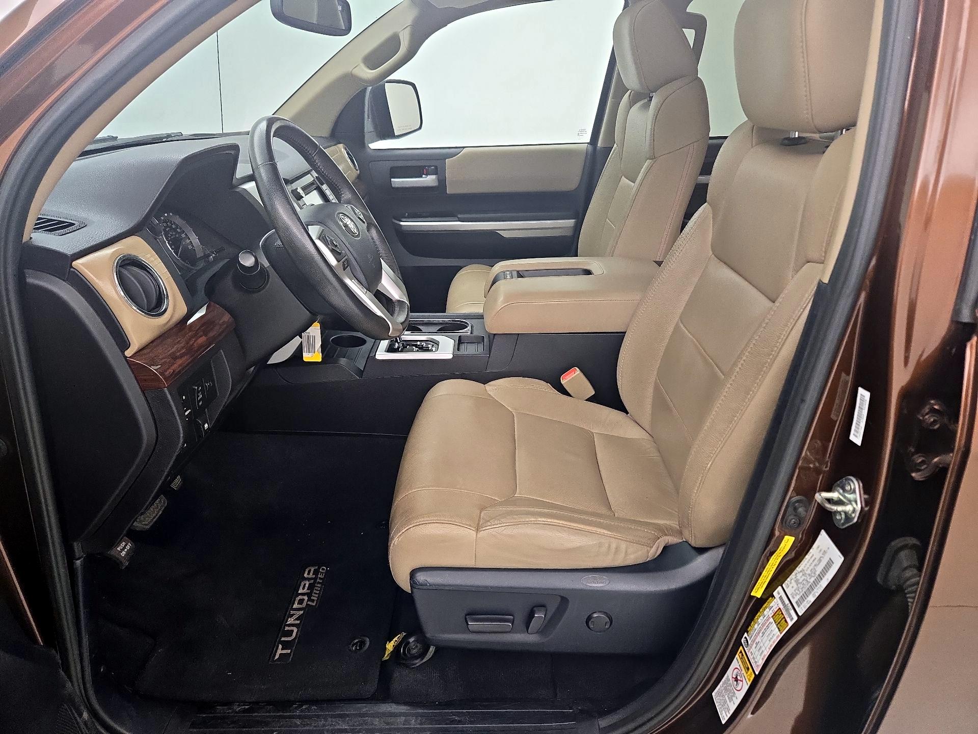 Thumbnail: 2016 Toyota Tundra - 11