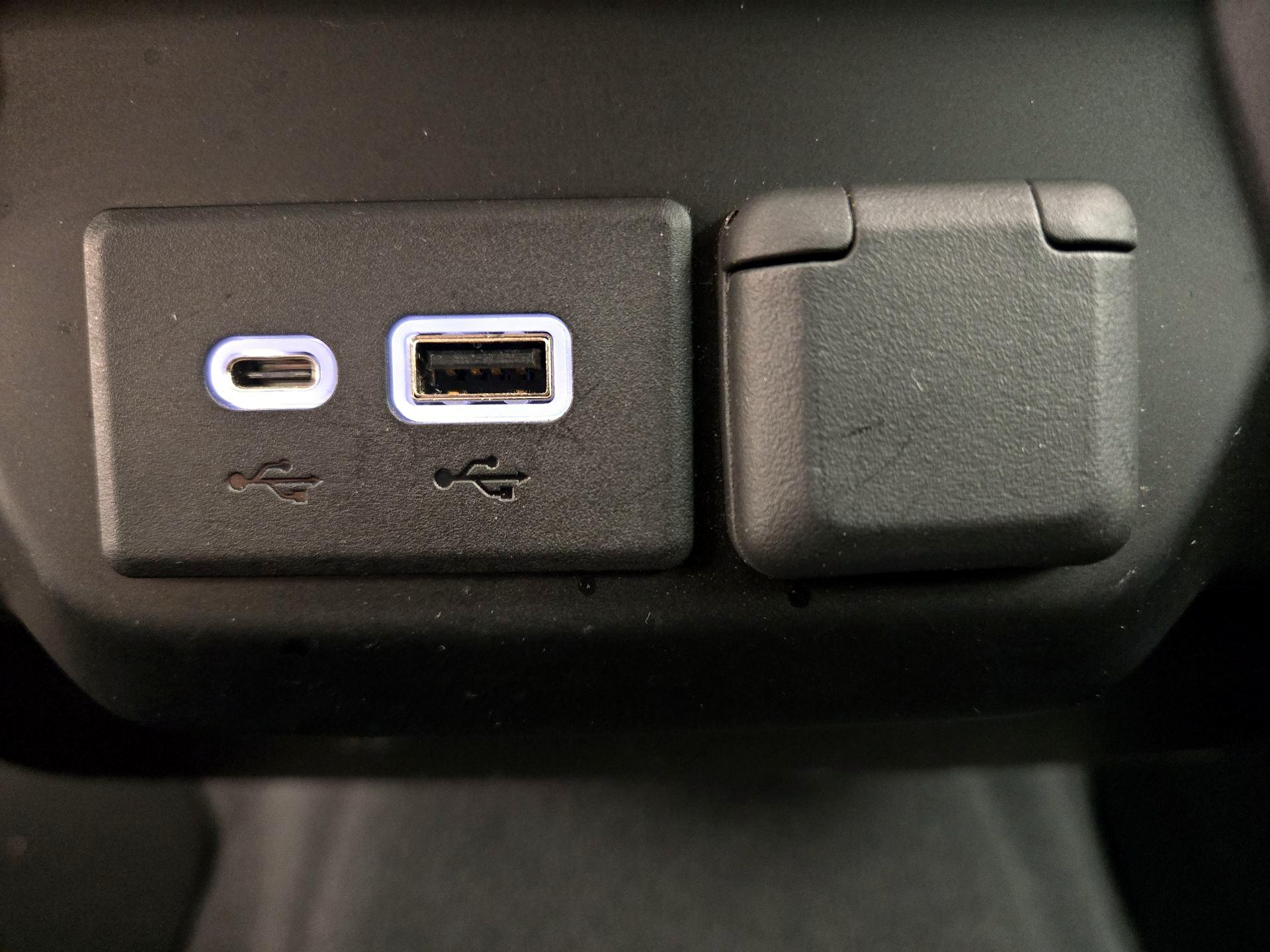 Thumbnail: 2019 Chevrolet Silverado 1500 - 18