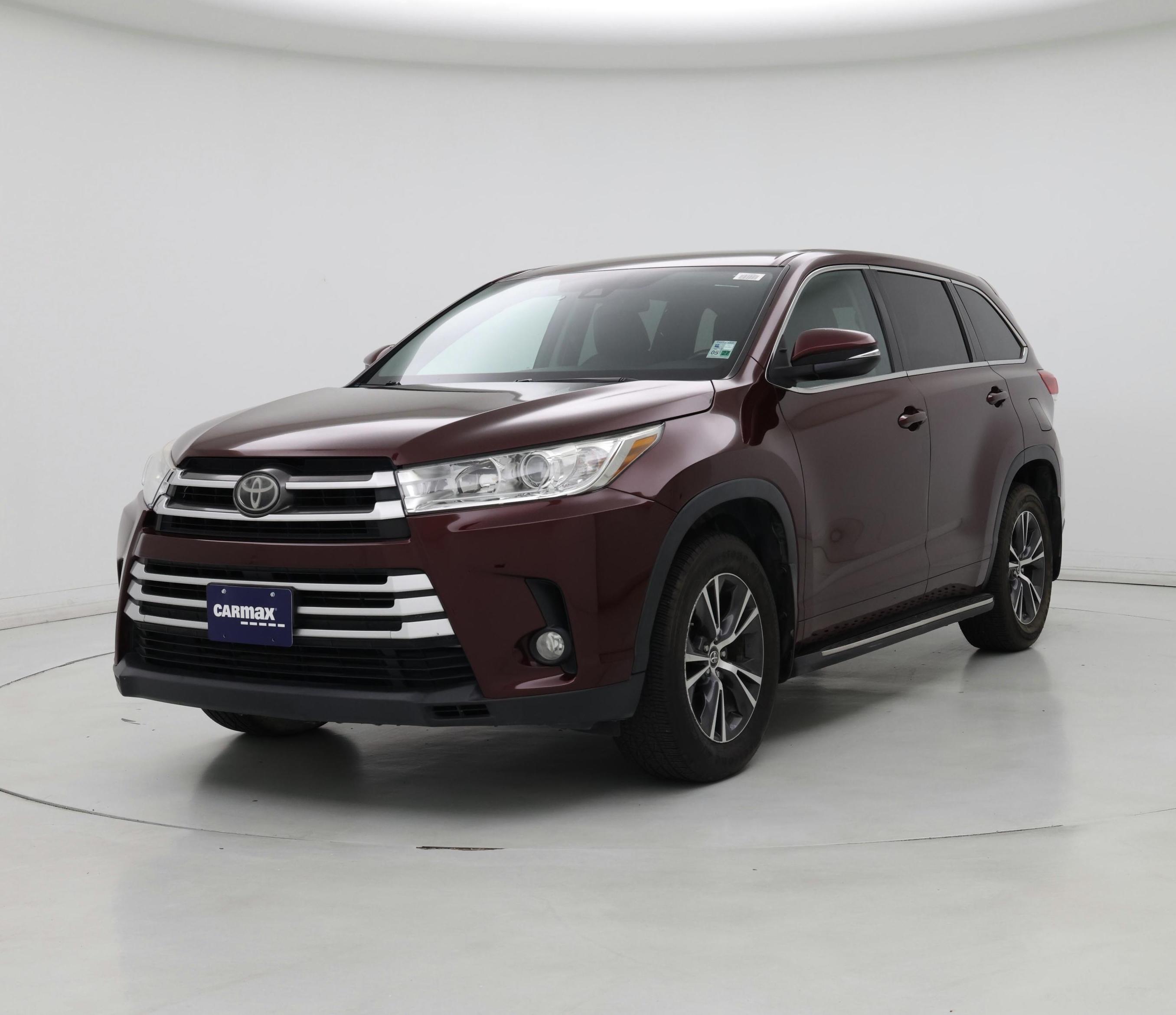 Thumbnail: 2017 Toyota Highlander - 4