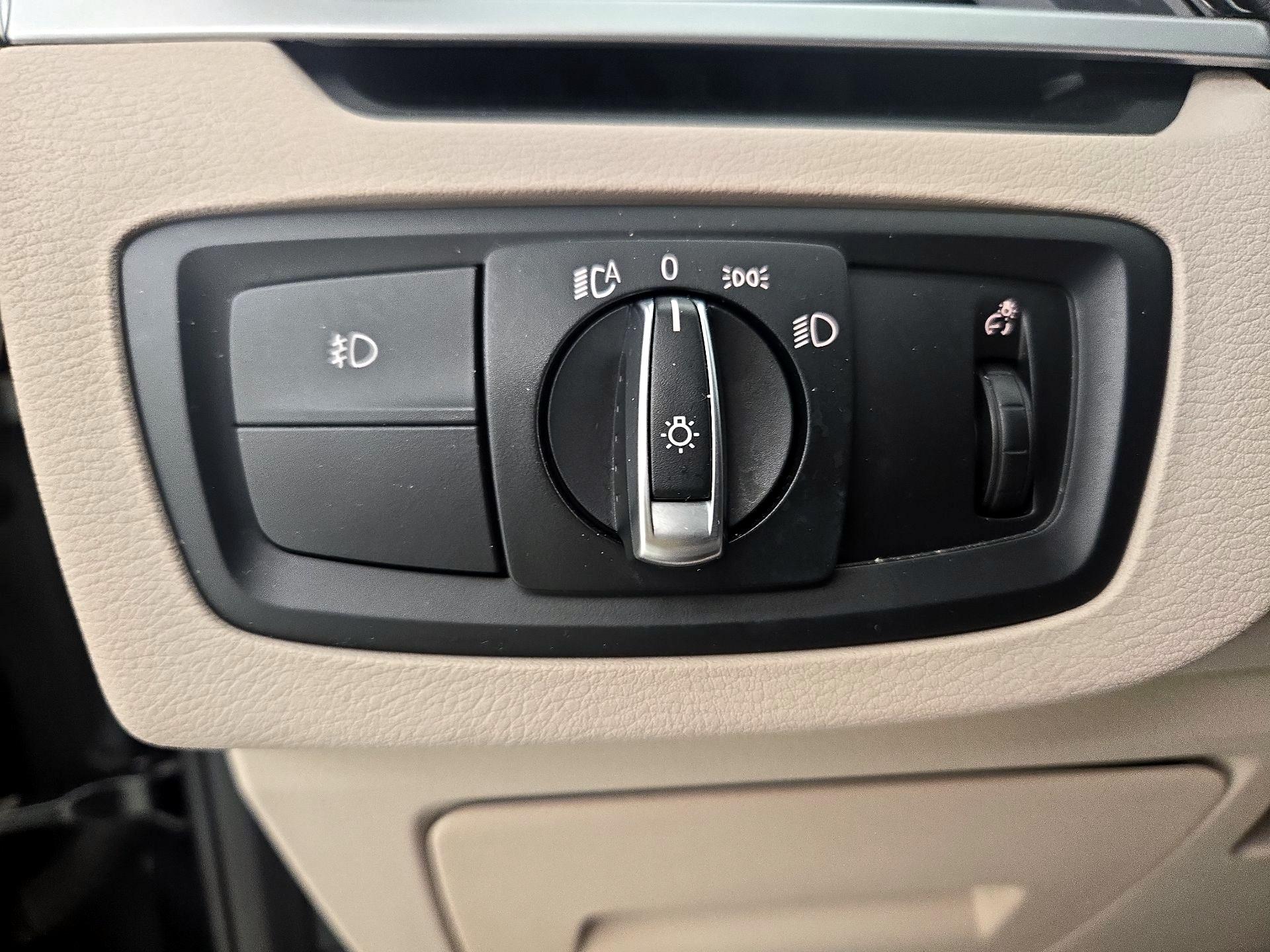 Thumbnail: 2019 BMW X1 - 13