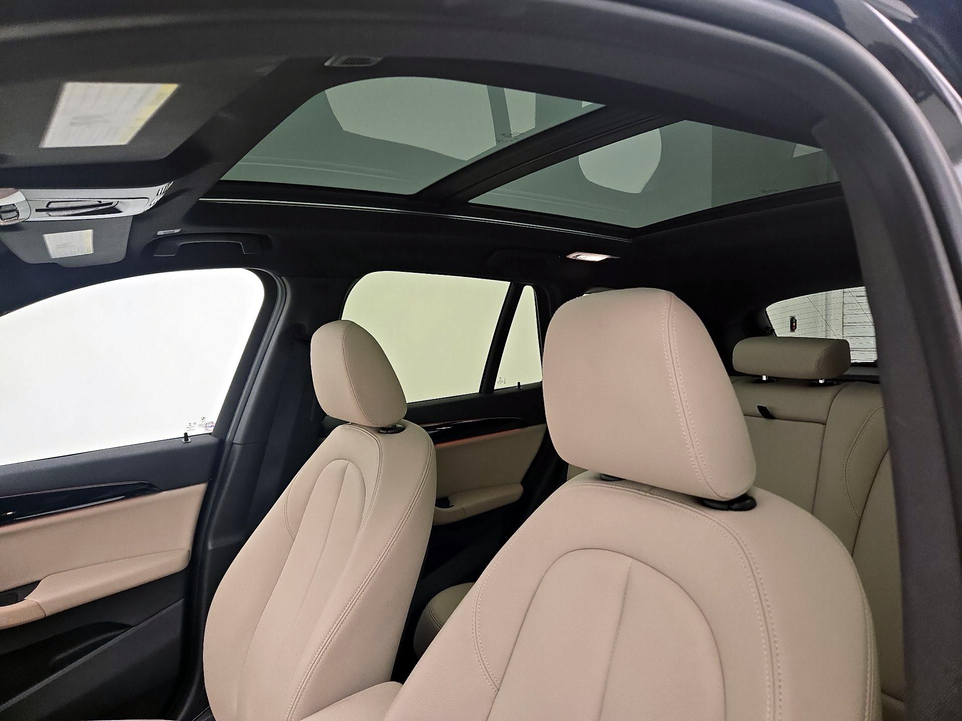 Thumbnail: 2019 BMW X1 - 19