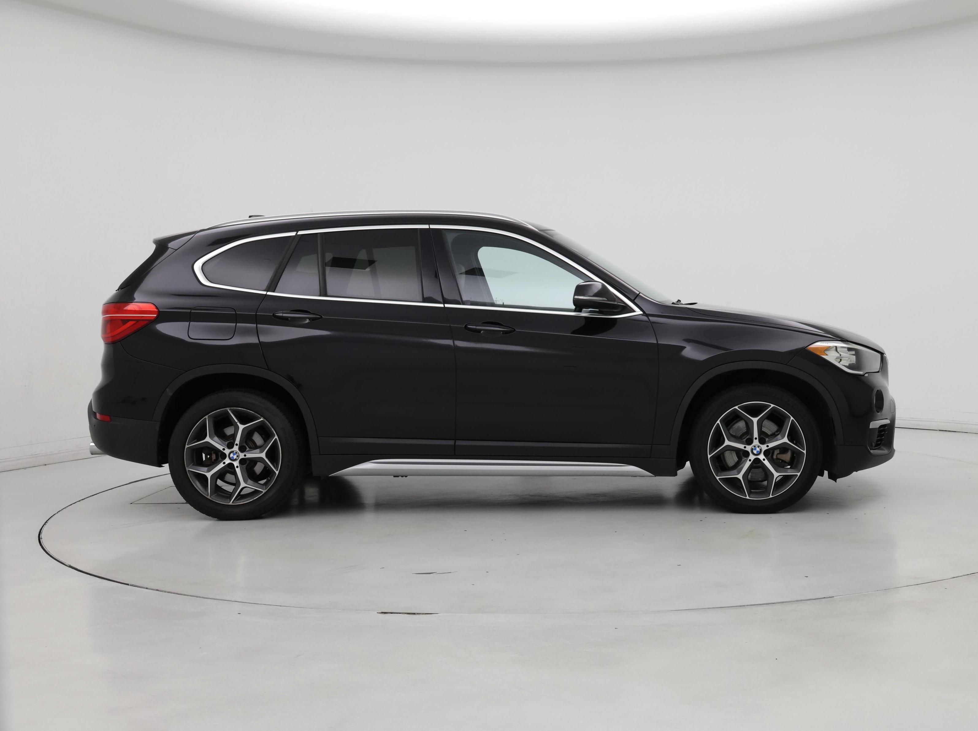 Thumbnail: 2019 BMW X1 - 7