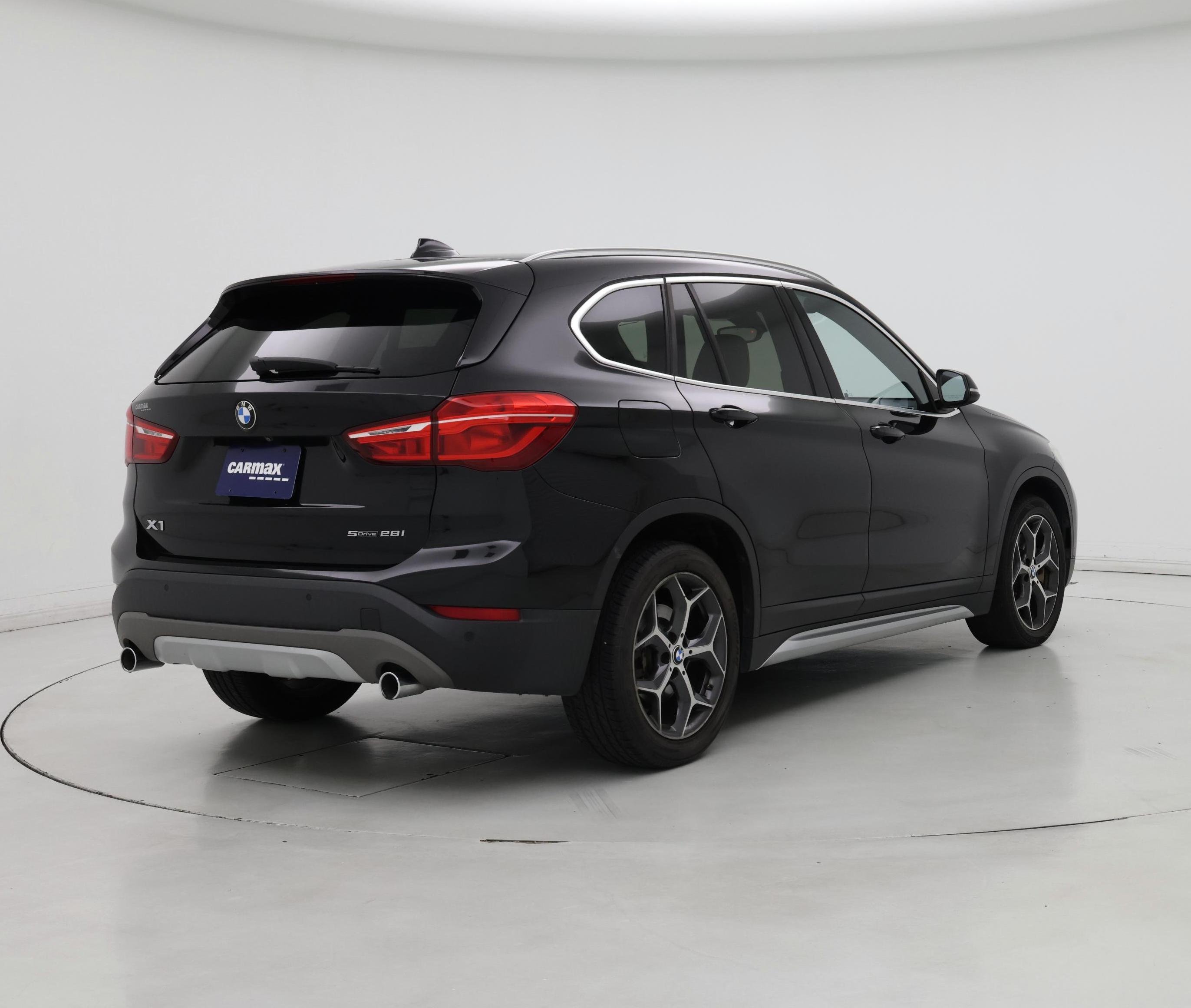 Thumbnail: 2019 BMW X1 - 8