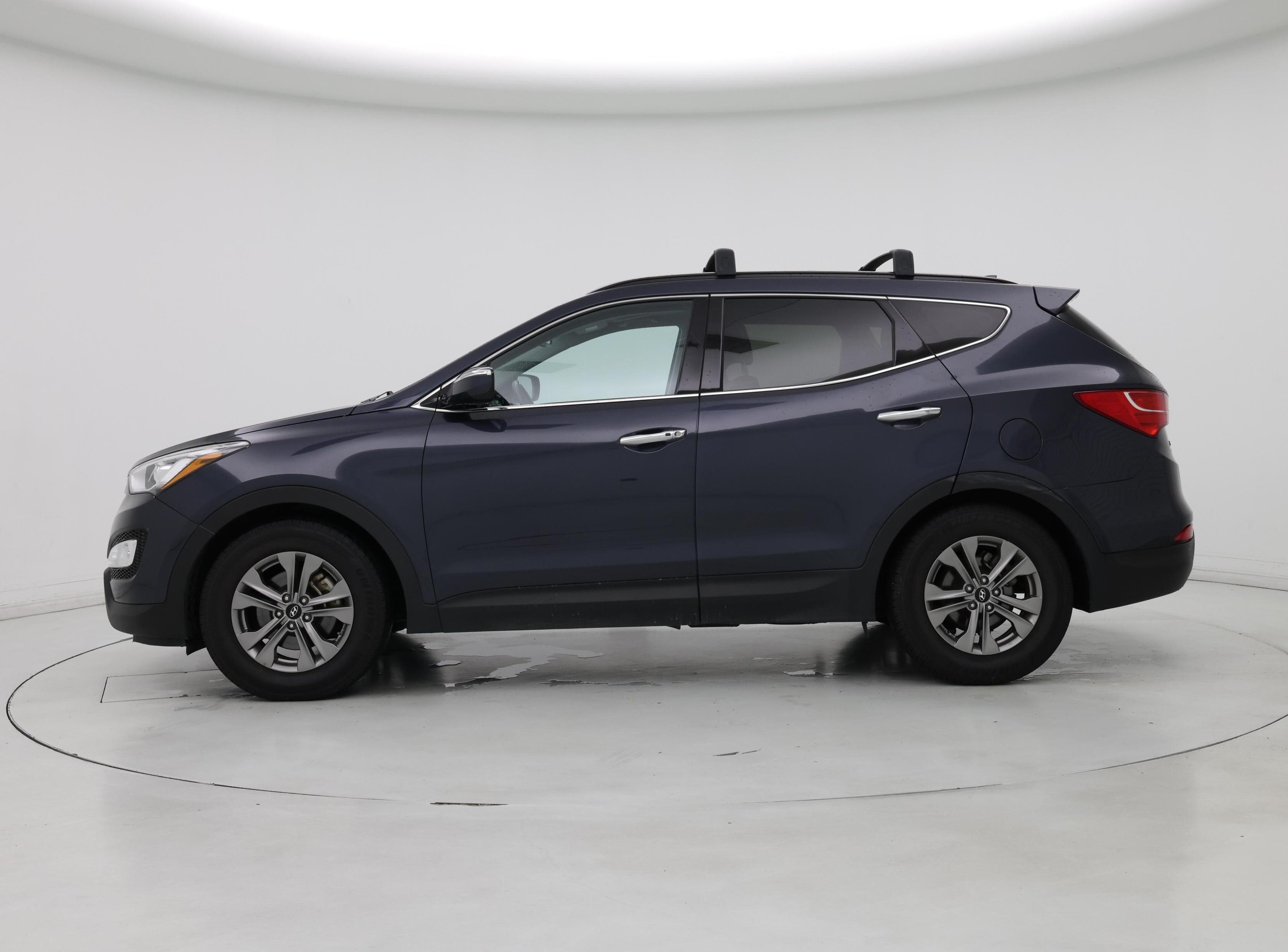 Thumbnail: 2016 Hyundai Santa Fe - 3