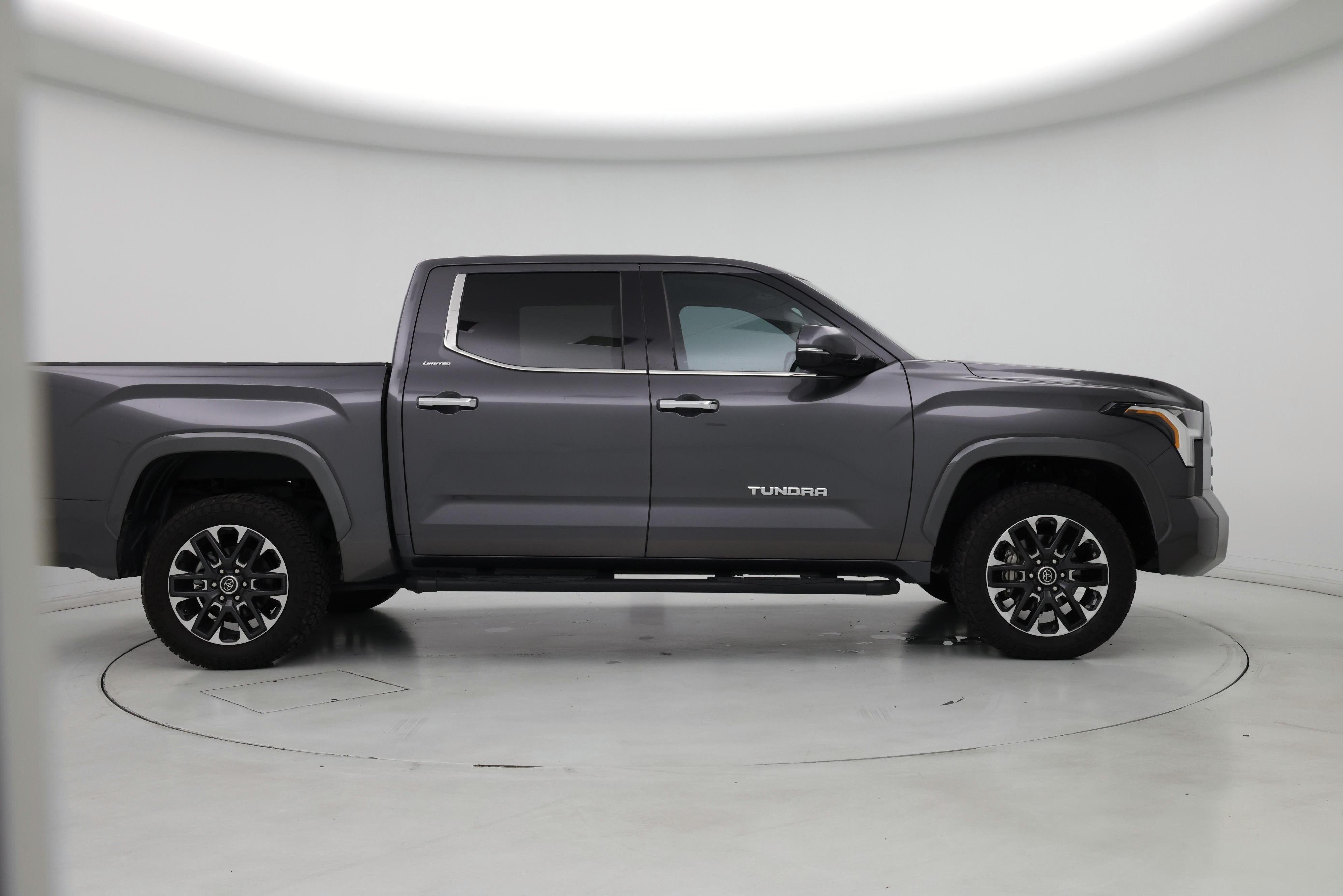 Thumbnail: 2022 Toyota Tundra - 7