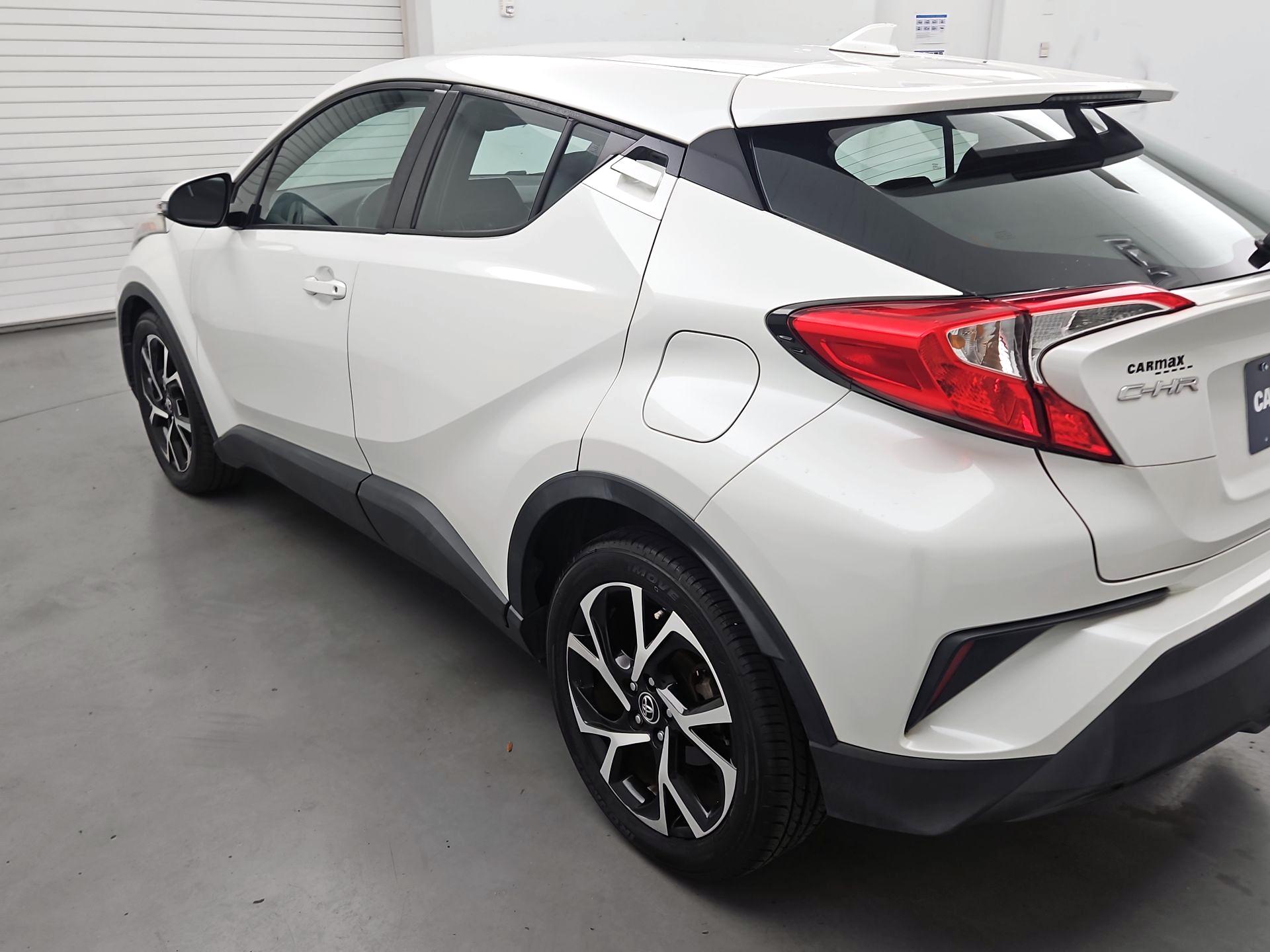Thumbnail: 2018 Toyota C-HR - 7